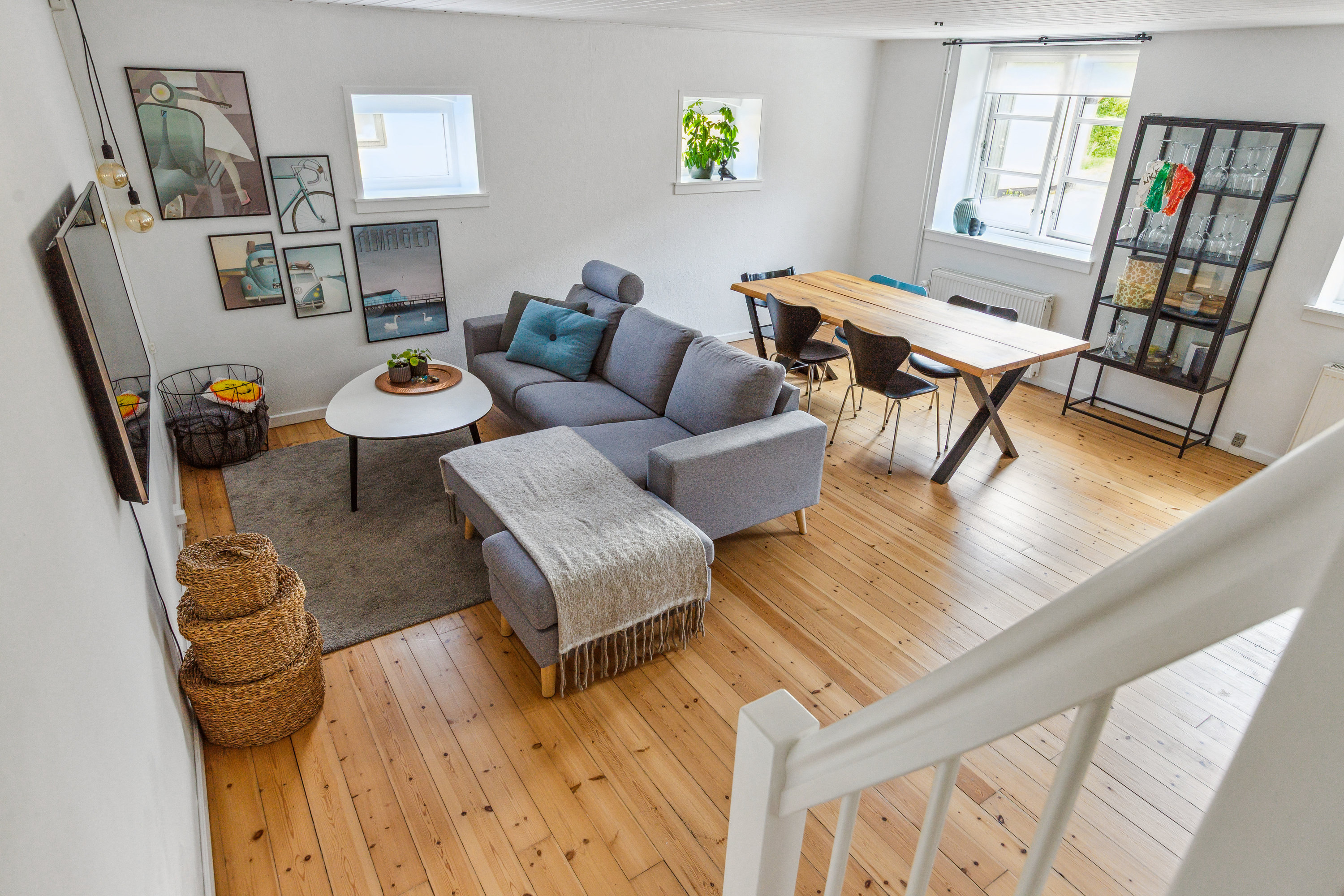 Fremhævet stue billede i fuldskærmstilstand. Billede af Søndergade 9D, 2791 Dragør