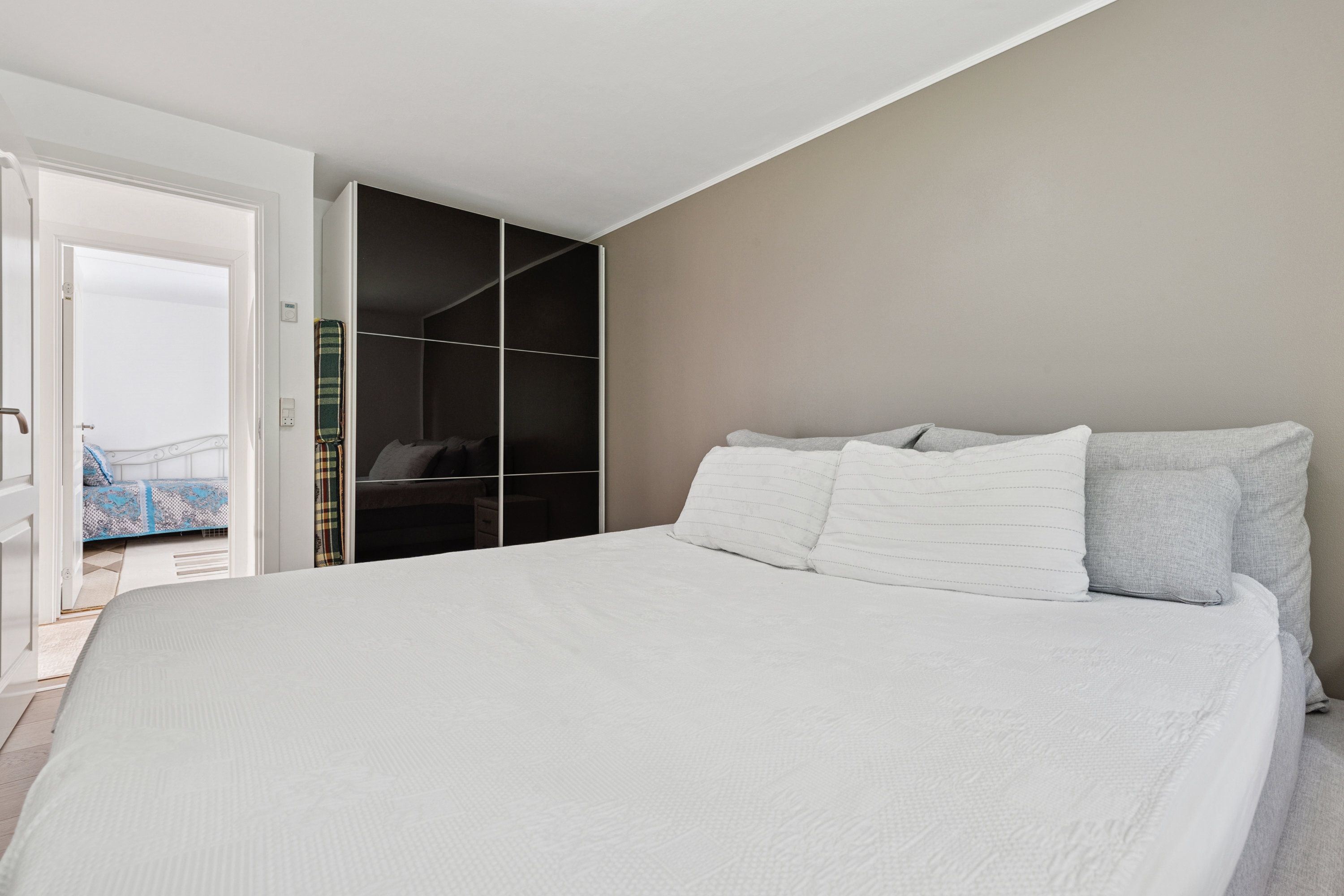 Fremhævet værelse billede i fuldskærmstilstand. Billede af Grønneled 21, 2620 Albertslund