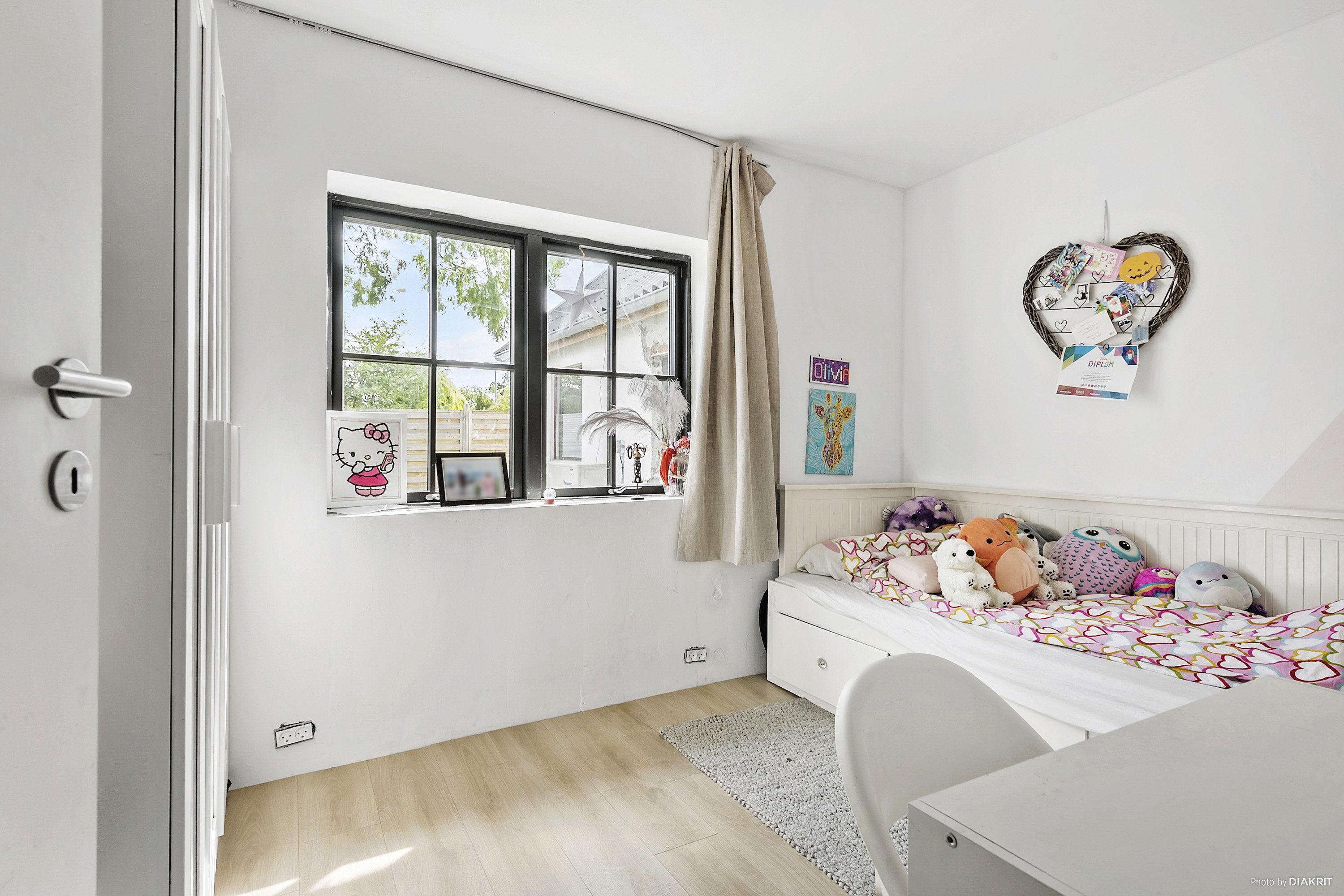 Fremhævet børneværelse billede i fuldskærmstilstand. Billede af Hasselvej 2, 4623 Lille Skensved