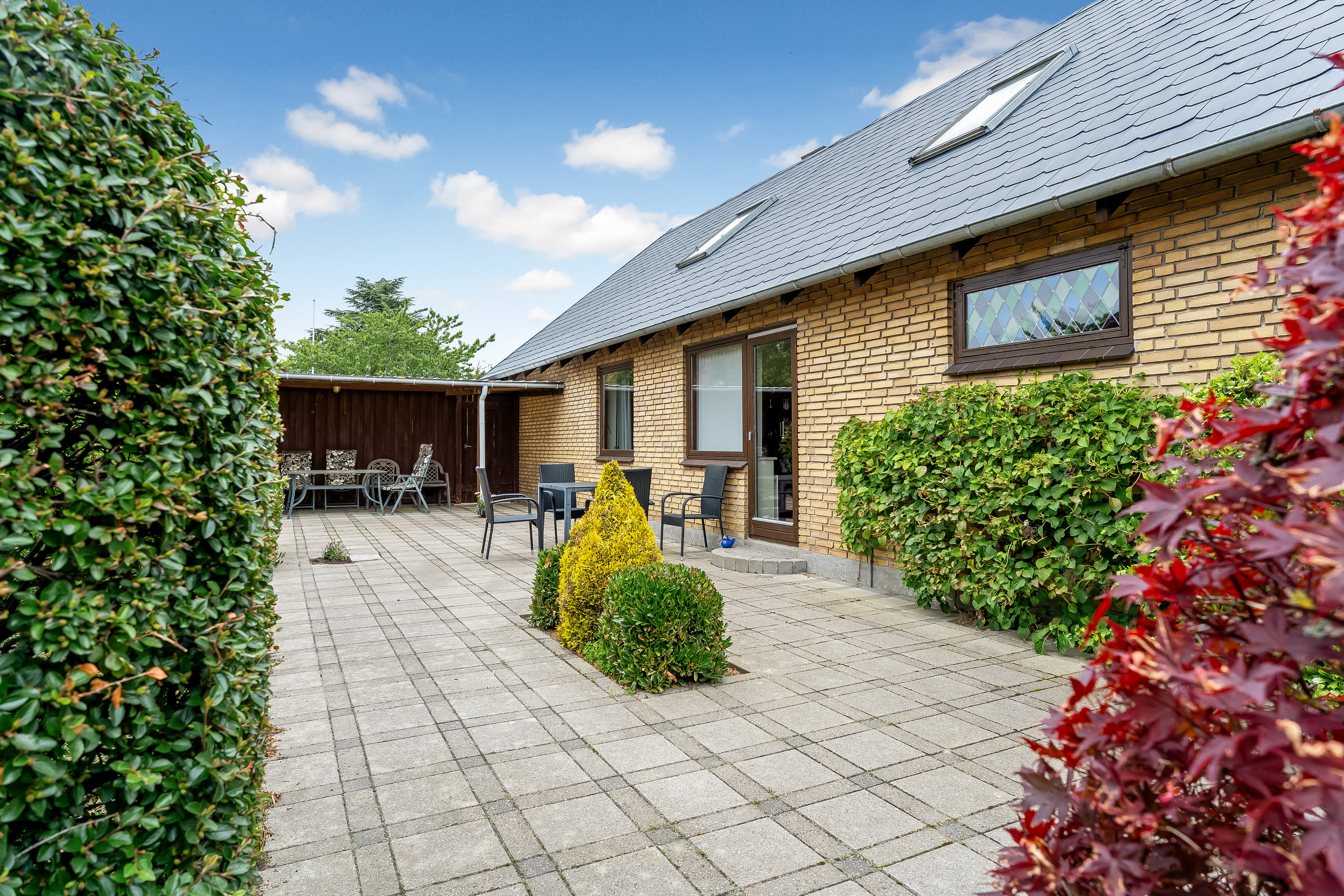 Fremhævet terrasse billede i fuldskærmstilstand. Billede af Bresemanns Allé 67, 4900 Nakskov