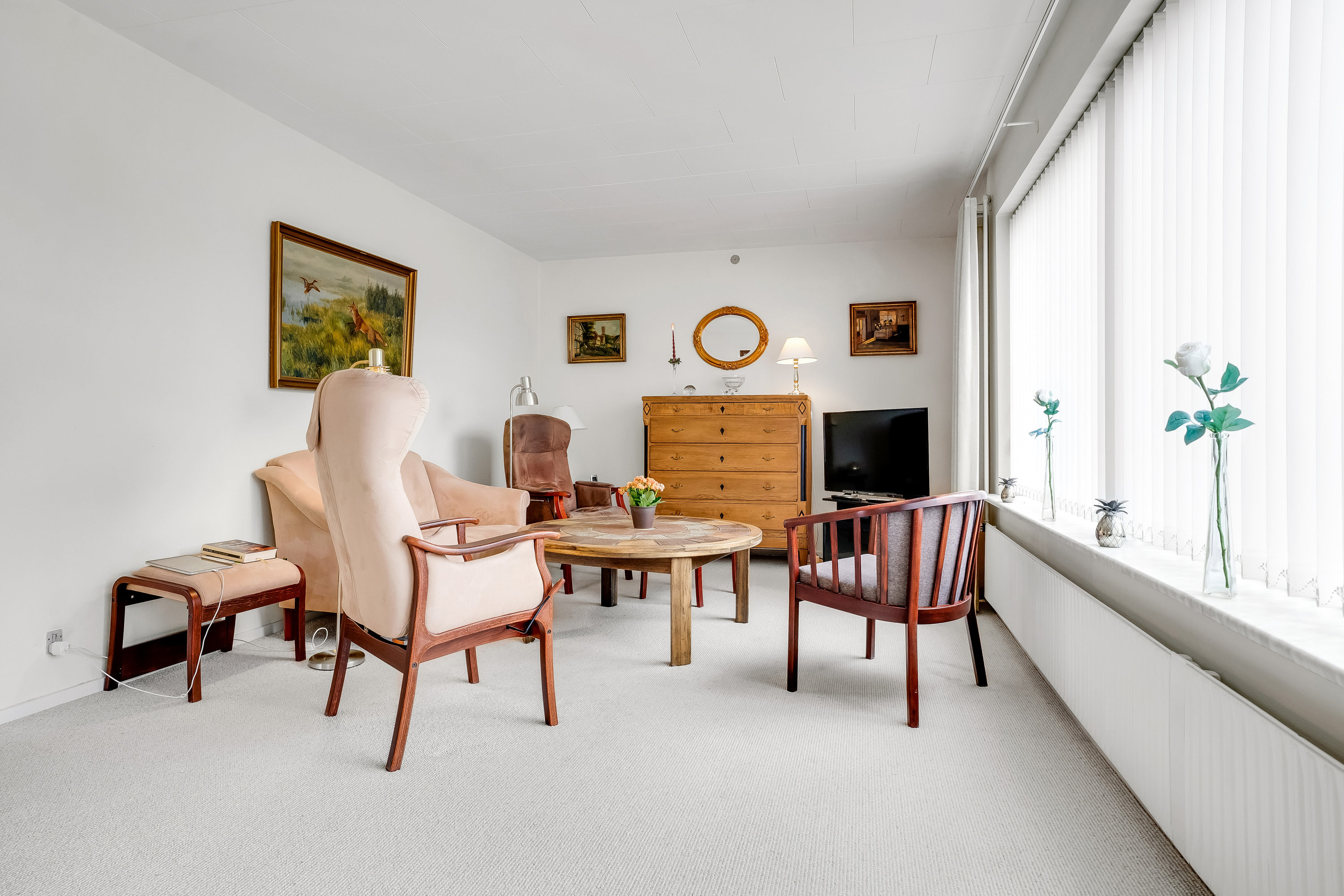 Fremhævet stue billede i fuldskærmstilstand. Billede af Bresemanns Allé 67, 4900 Nakskov