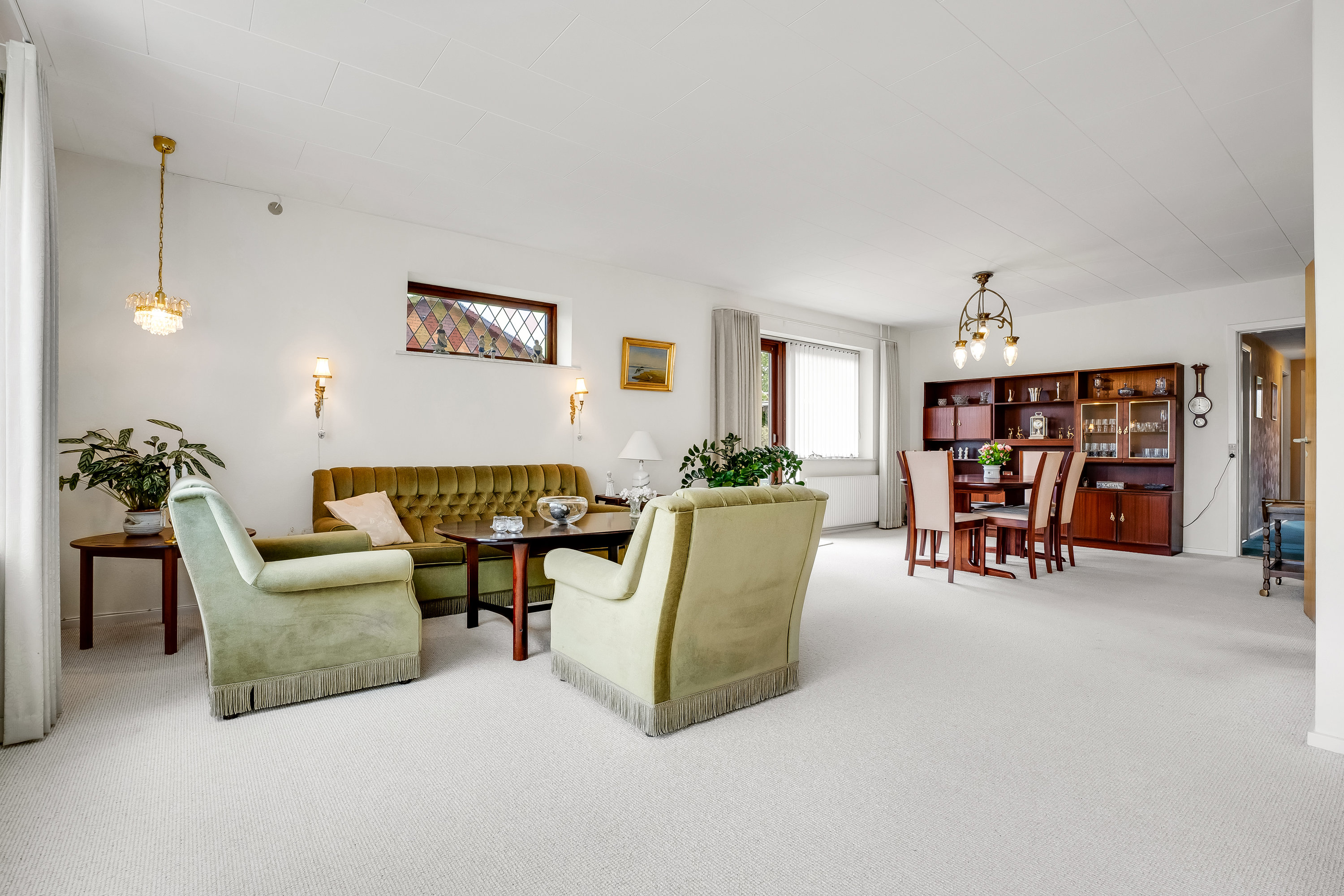 Fremhævet stue billede i fuldskærmstilstand. Billede af Bresemanns Allé 67, 4900 Nakskov