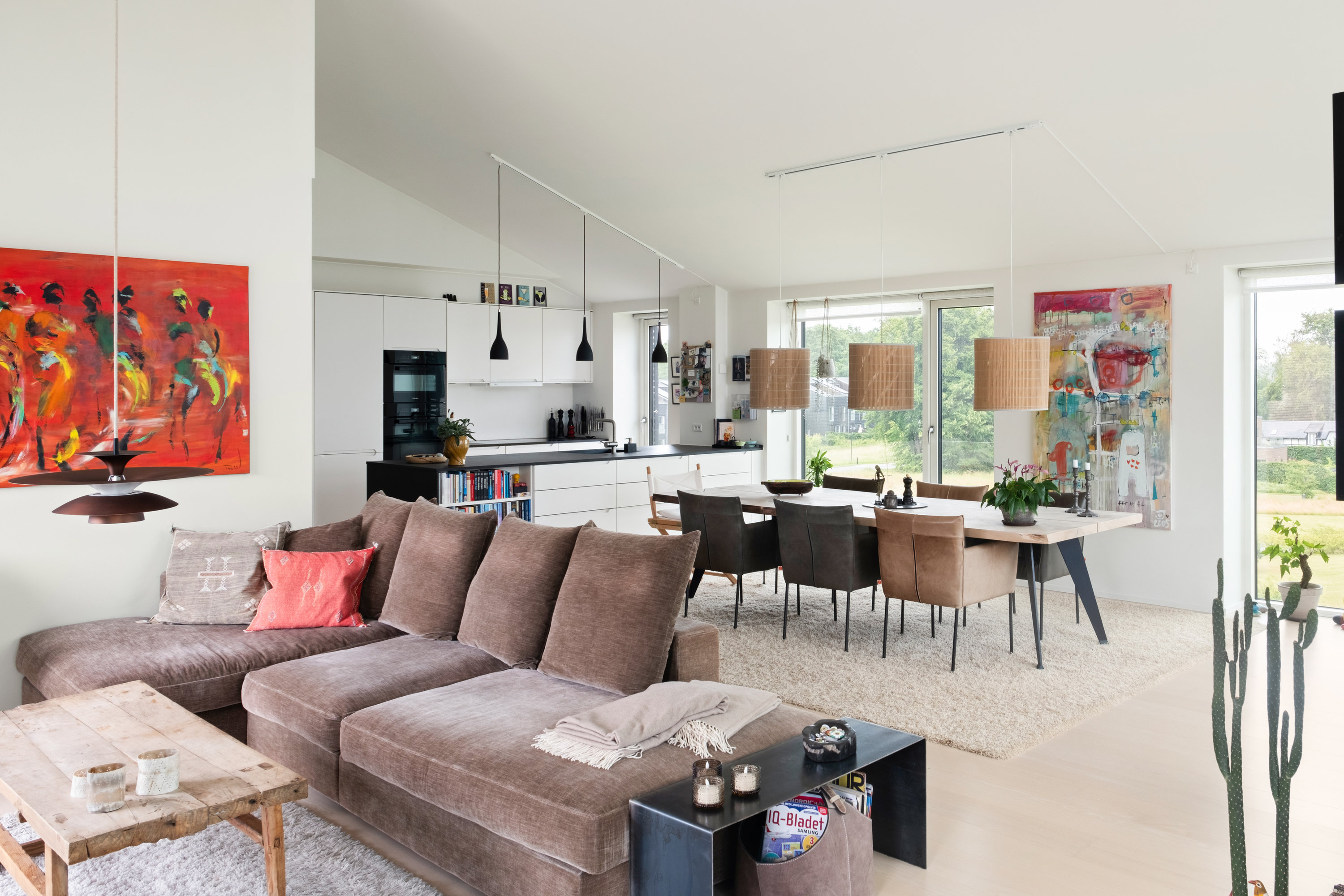 Fremhævet  billede i fuldskærmstilstand. Billede af Henrikshøj 10, 2. 1., 2950 Vedbæk