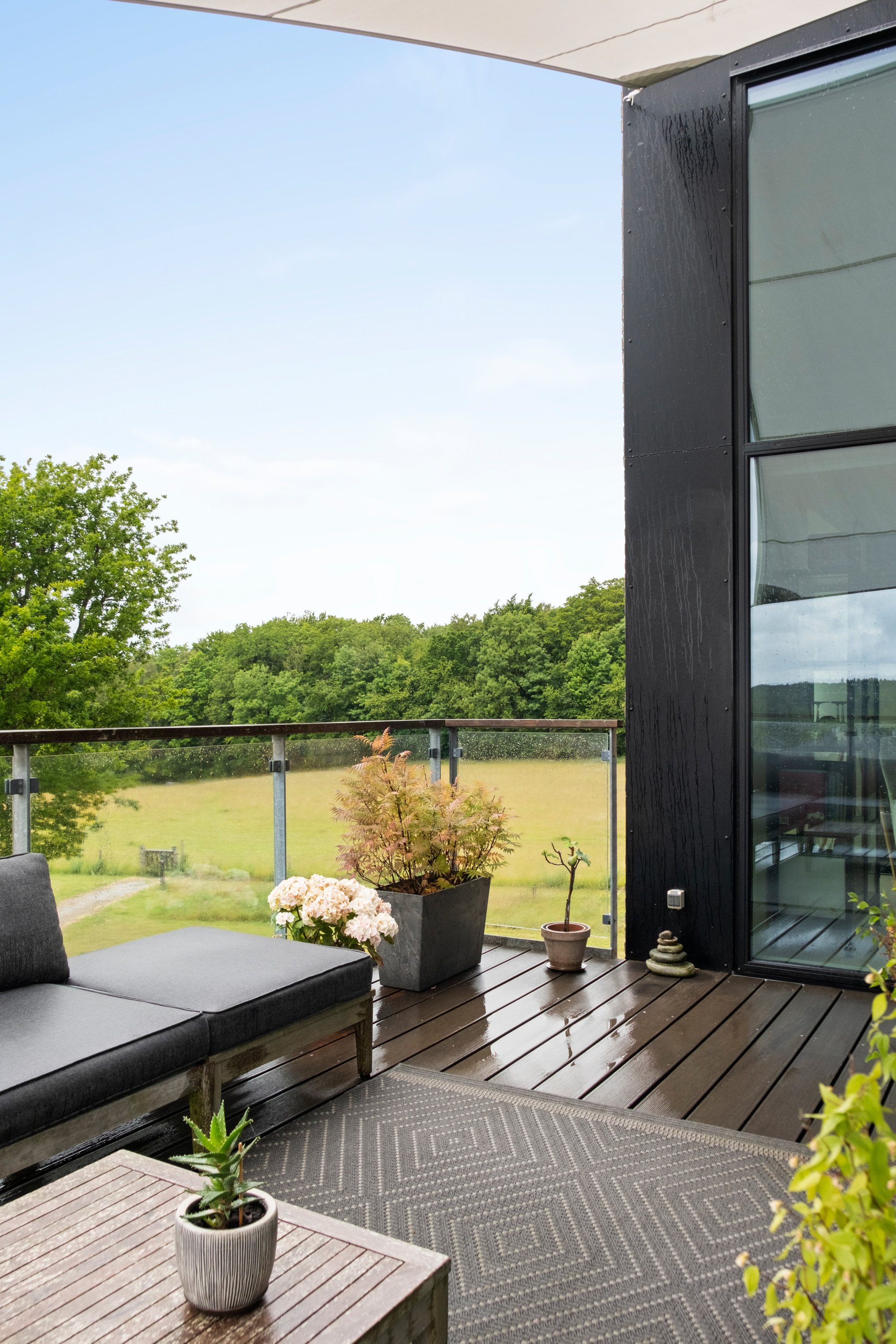 Fremhævet  billede i fuldskærmstilstand. Billede af Henrikshøj 10, 2. 1., 2950 Vedbæk