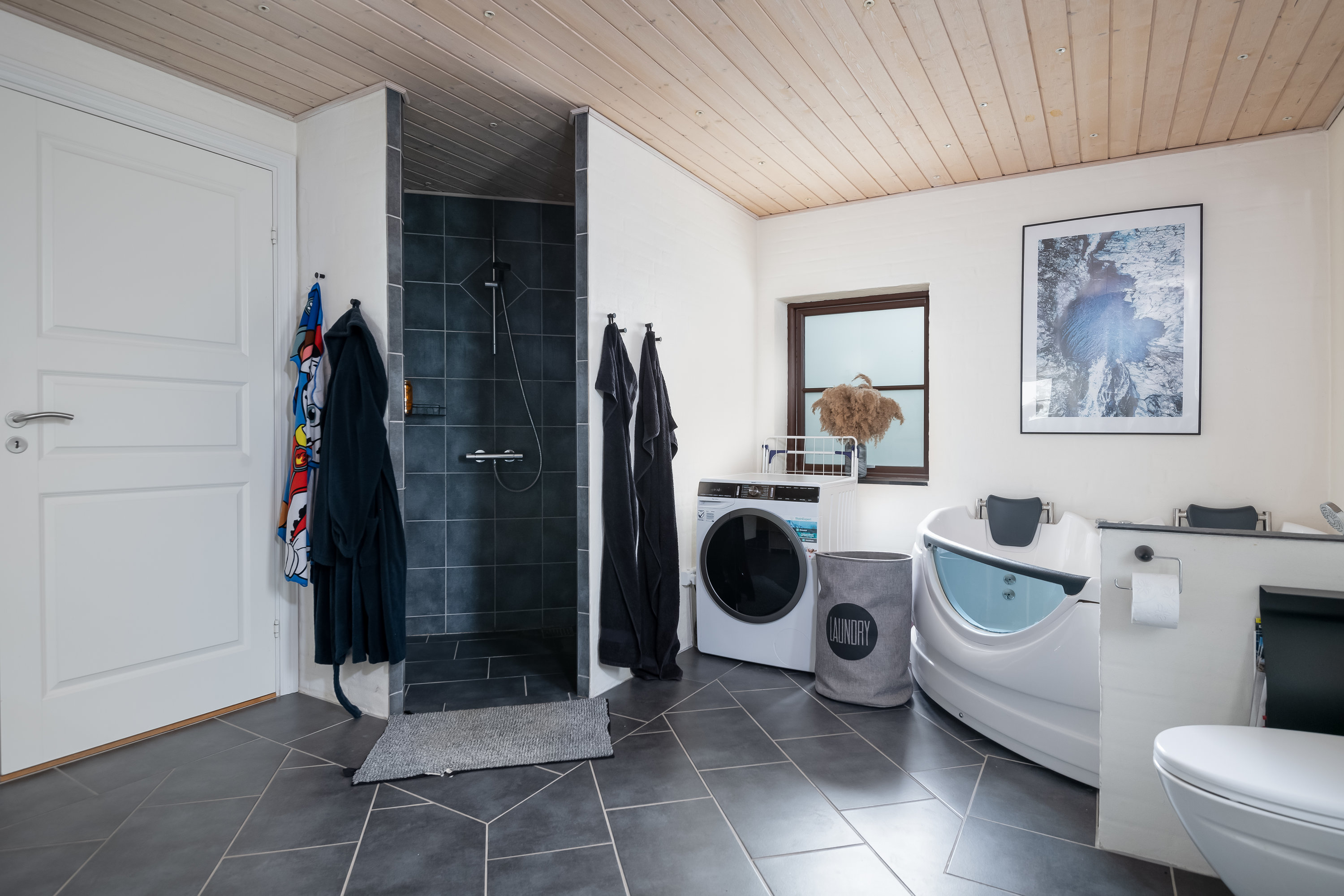 Fremhævet  billede i fuldskærmstilstand. Billede af Nygade 5, 9750 Østervrå