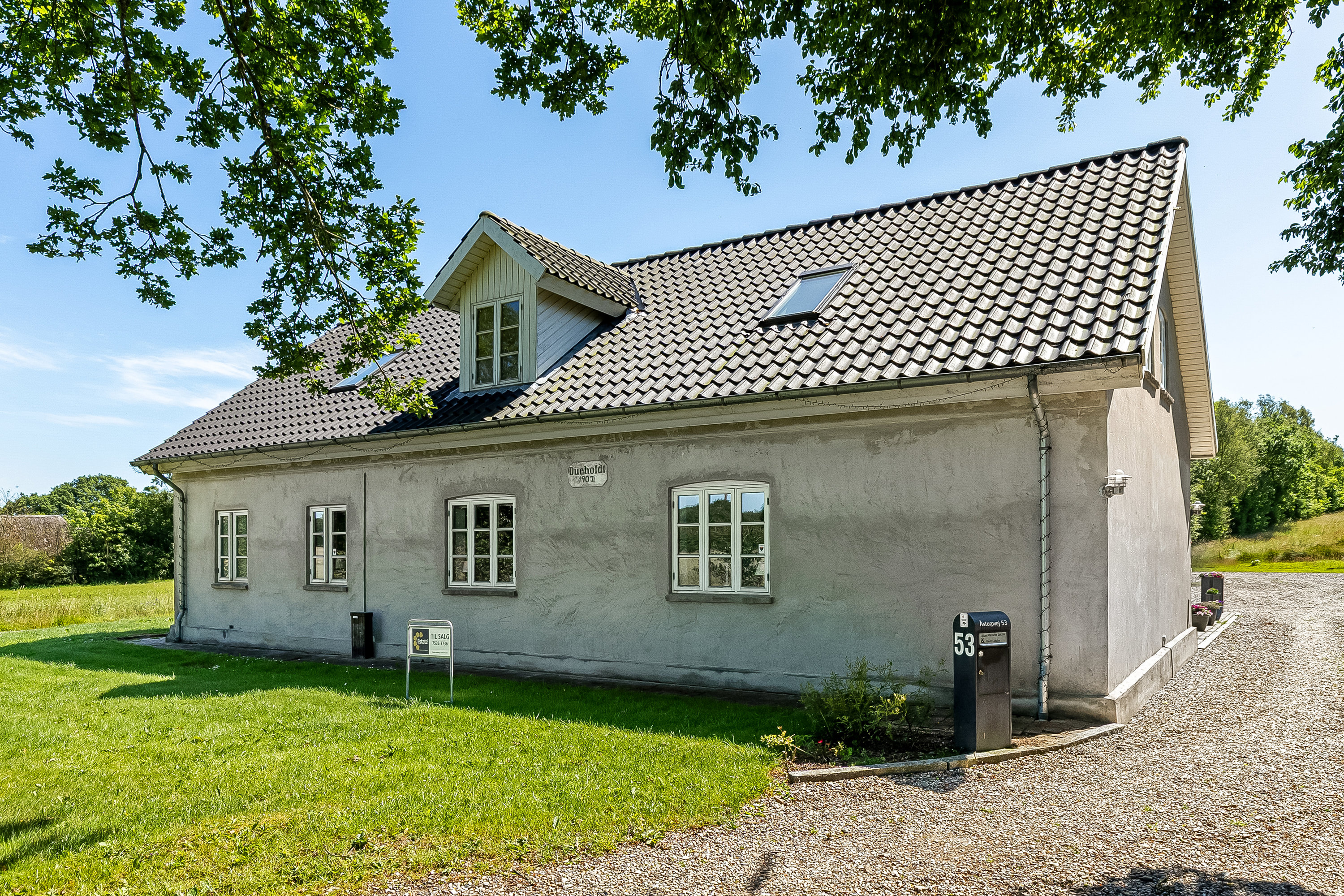 Fremhævet ejendommen billede i fuldskærmstilstand. Billede af Åstorpvej 53, 6093 Sjølund