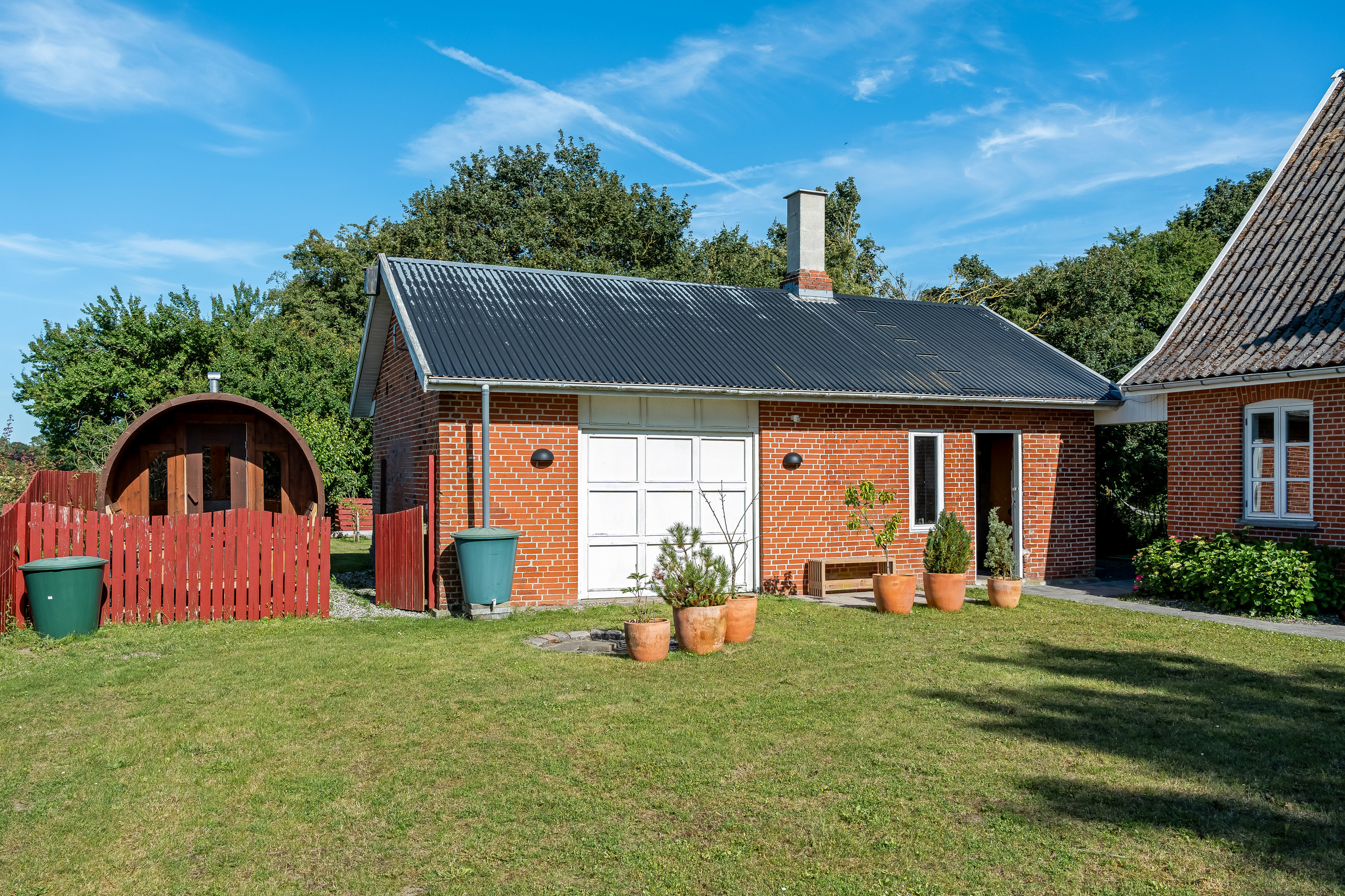 Fremhævet have billede i fuldskærmstilstand. Billede af Tillitse Kirkevej 5, 4983 Dannemare