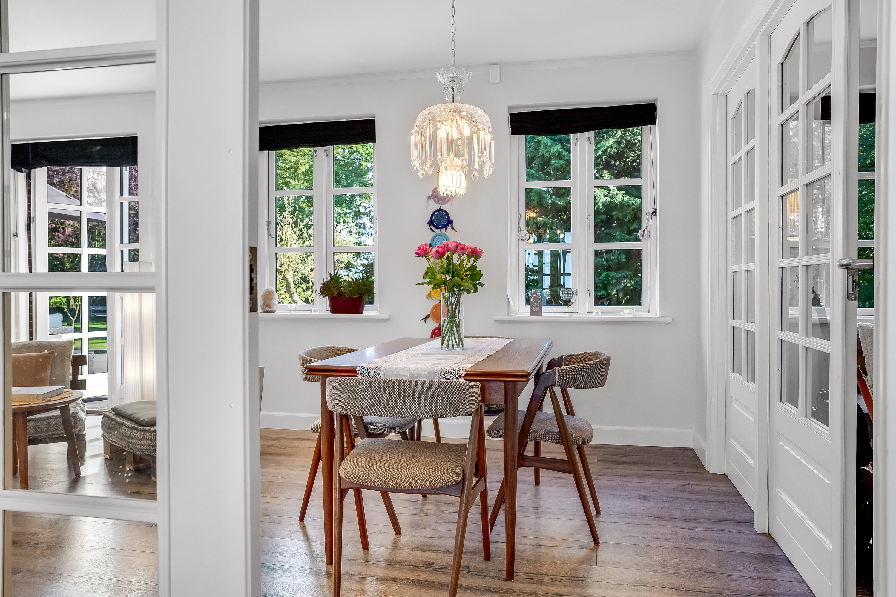 Fremhævet stue billede i fuldskærmstilstand. Billede af Tillitse Kirkevej 5, 4983 Dannemare