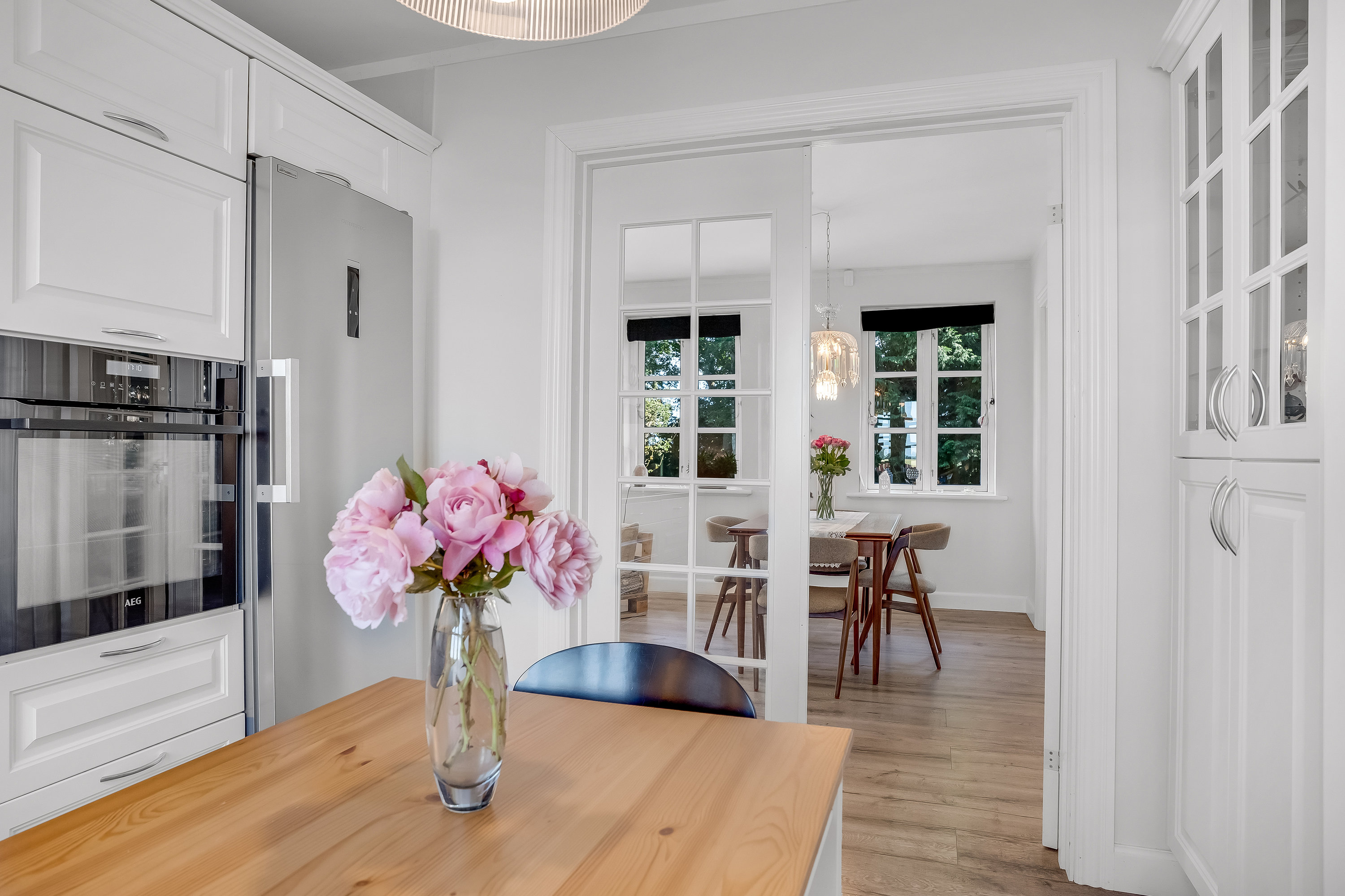 Fremhævet køkken billede i fuldskærmstilstand. Billede af Tillitse Kirkevej 5, 4983 Dannemare