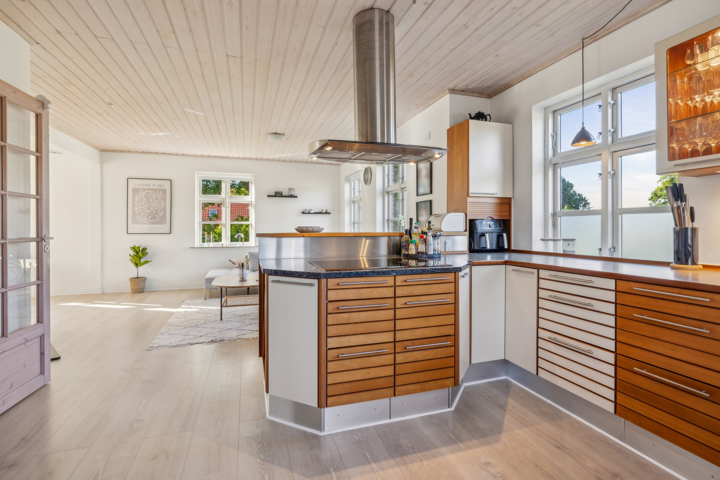 Fremhævet  billede i fuldskærmstilstand. Billede af Stationen 3, Vejrumbro, 8830 Tjele