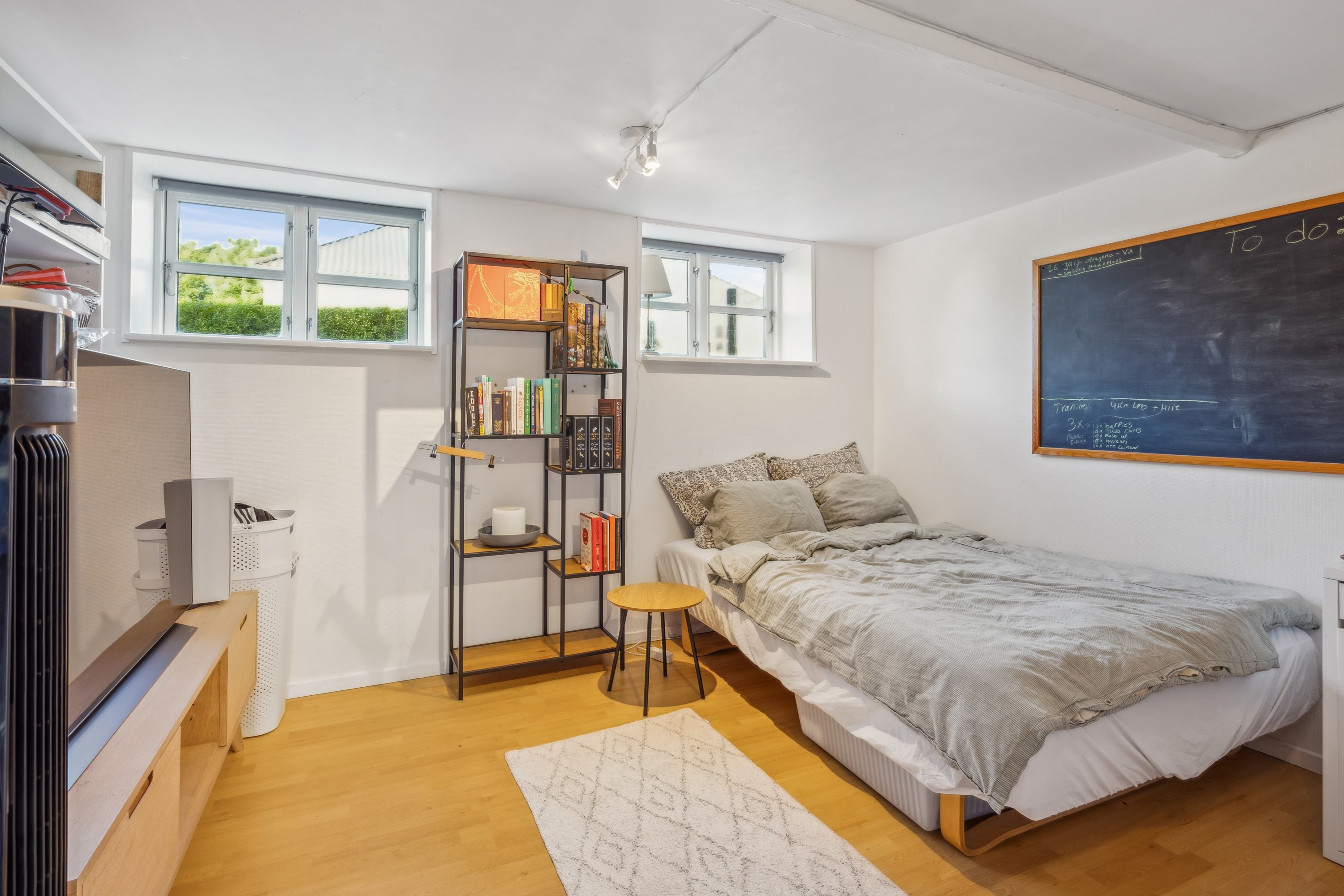 Fremhævet  billede i fuldskærmstilstand. Billede af Stationen 3, Vejrumbro, 8830 Tjele