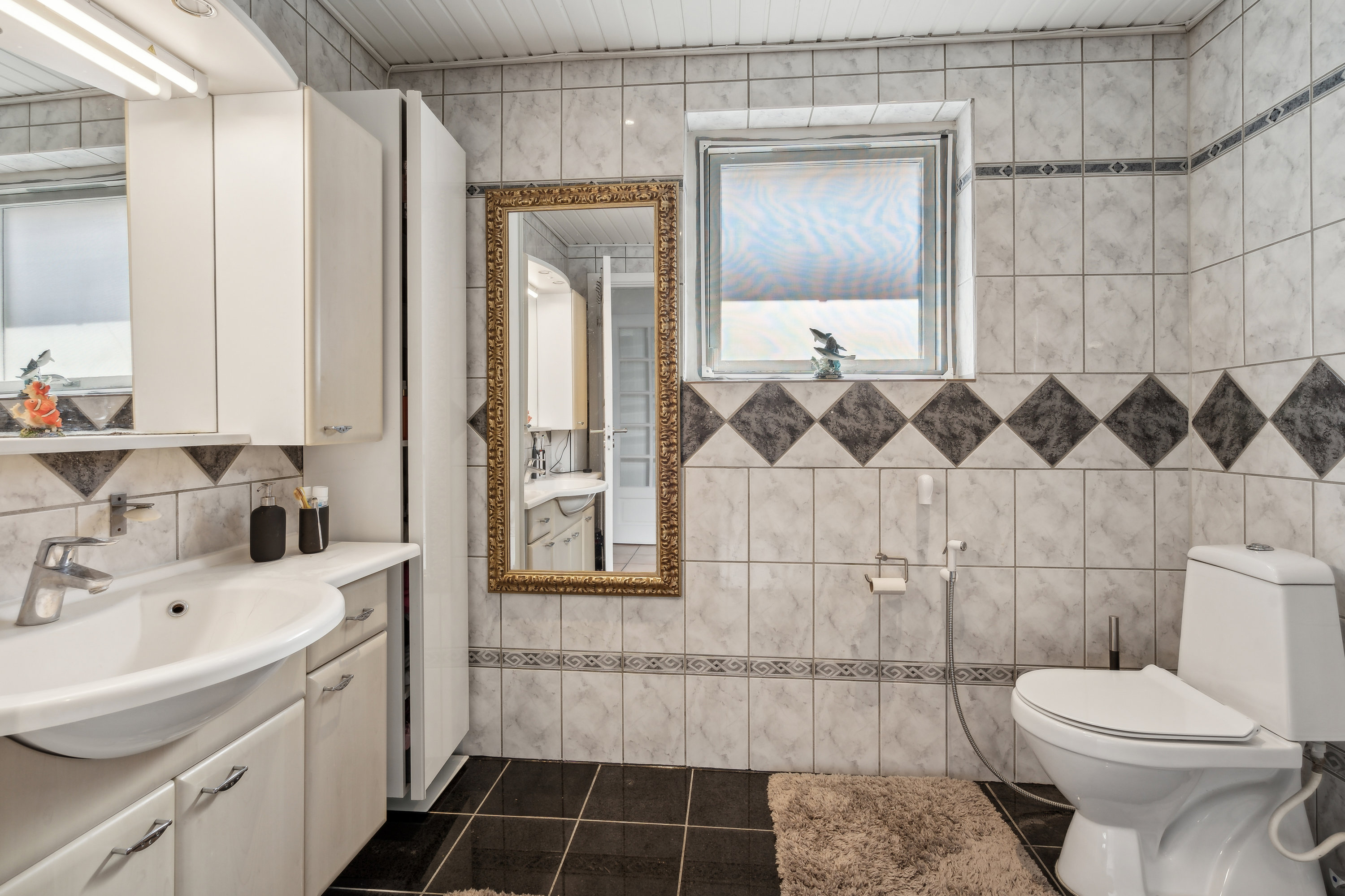 Fremhævet  billede i fuldskærmstilstand. Billede af Herluf Trolles Vej 223A, 5220 Odense SØ