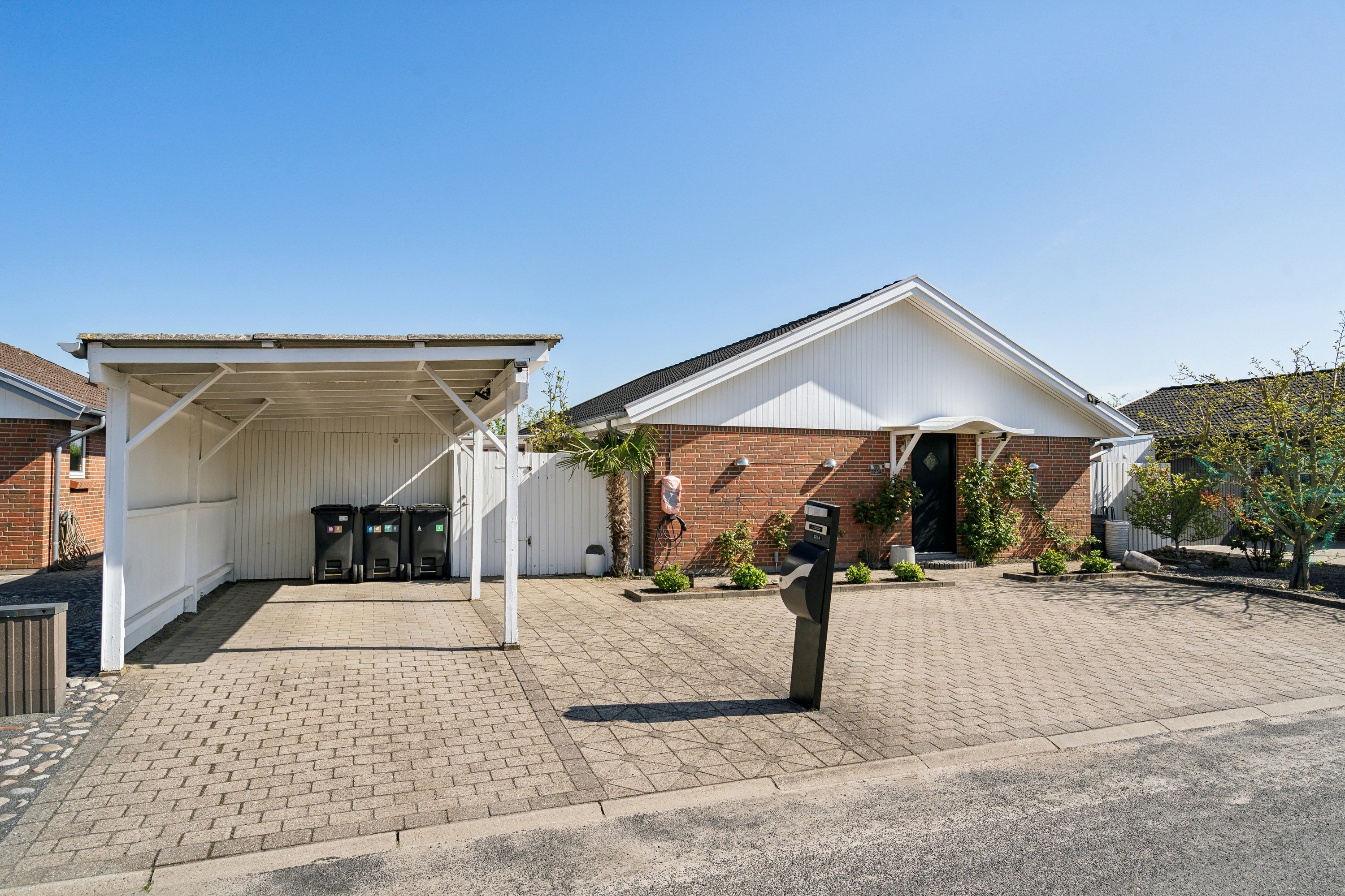 Miniaturebillede 1: . Billede af Herluf Trolles Vej 223A, 5220 Odense SØ