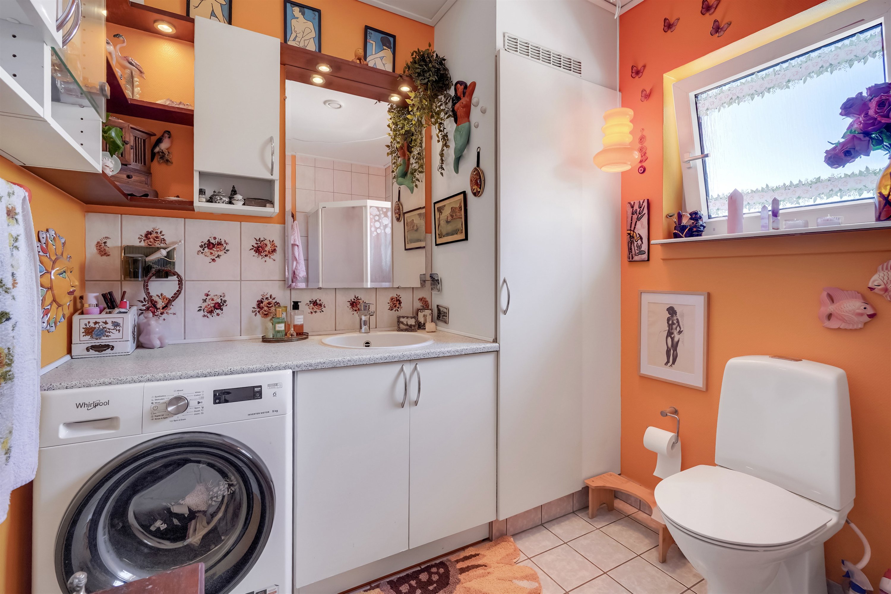 Fremhævet badeværelse billede i fuldskærmstilstand. Billede af Willemoesgade 14, 1. 14., 6700 Esbjerg