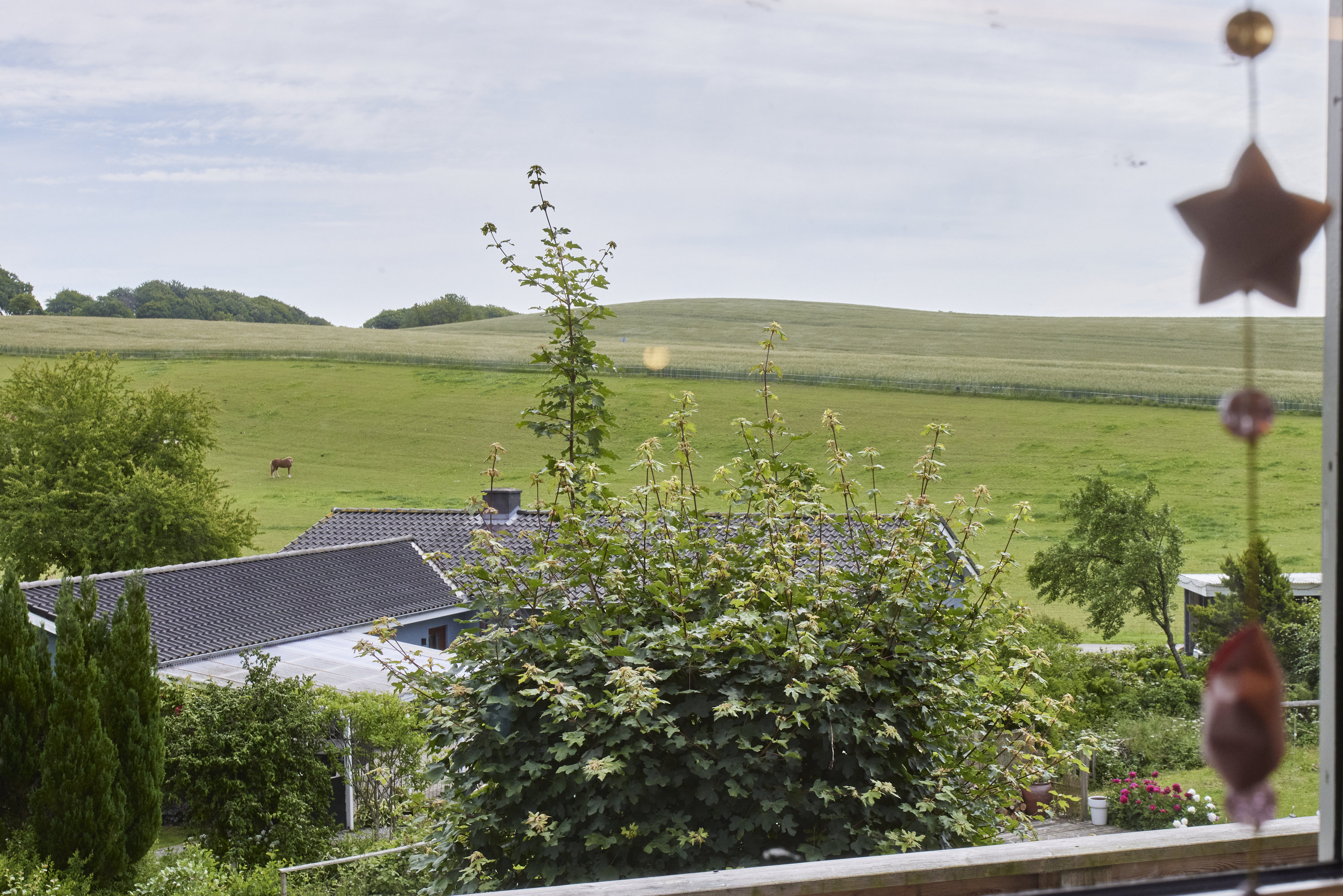 Fremhævet udsigt billede i fuldskærmstilstand. Billede af Ravnsøvej 66, 8680 Ry