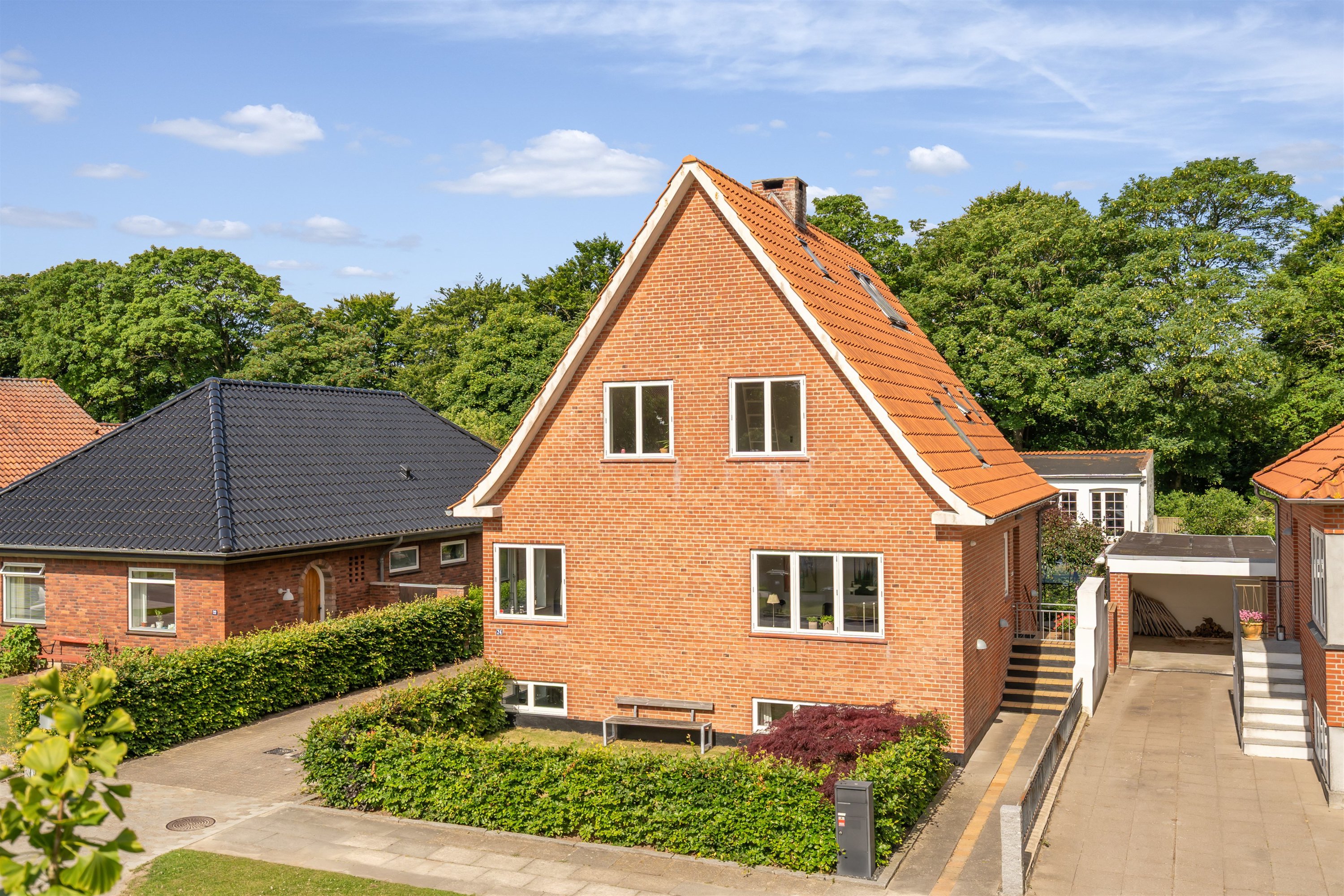 Fremhævet ejendommen billede i fuldskærmstilstand. Billede af Østervinge 24 og 24A, 6700 Esbjerg