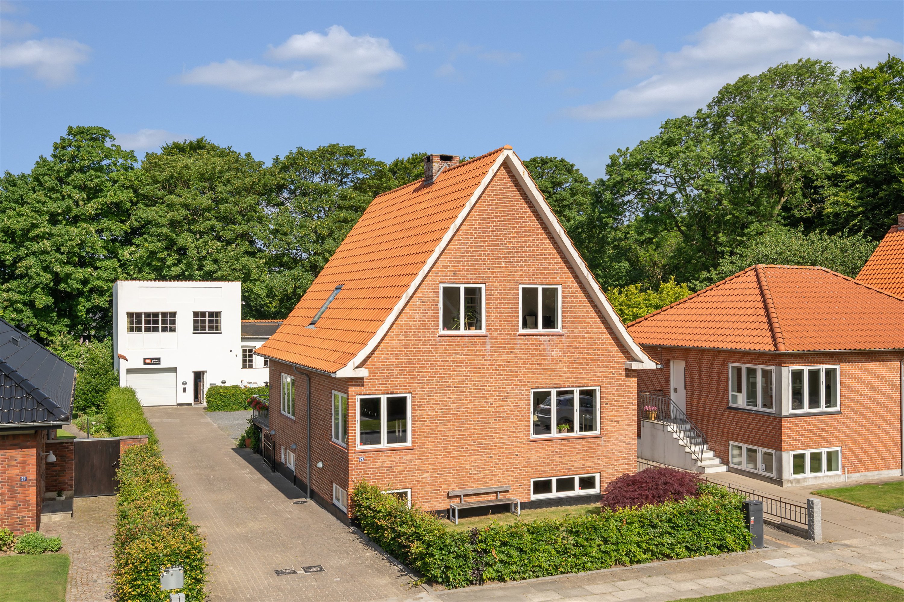 Miniaturebillede 2: ejendommen. Billede af Østervinge 24 og 24A, 6700 Esbjerg