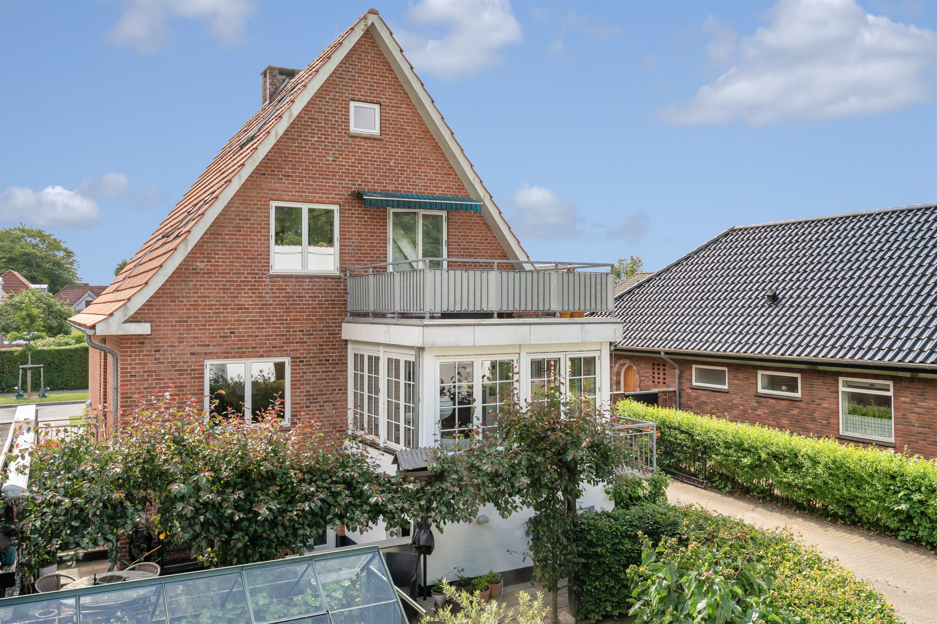 Fremhævet ejendommen billede i fuldskærmstilstand. Billede af Østervinge 24 og 24A, 6700 Esbjerg