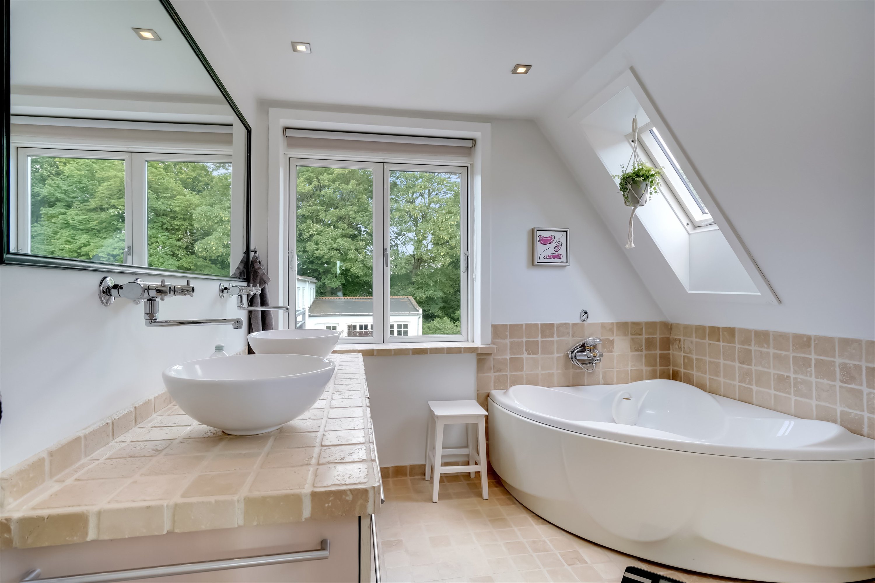 Fremhævet badeværelse billede i fuldskærmstilstand. Billede af Østervinge 24 og 24A, 6700 Esbjerg