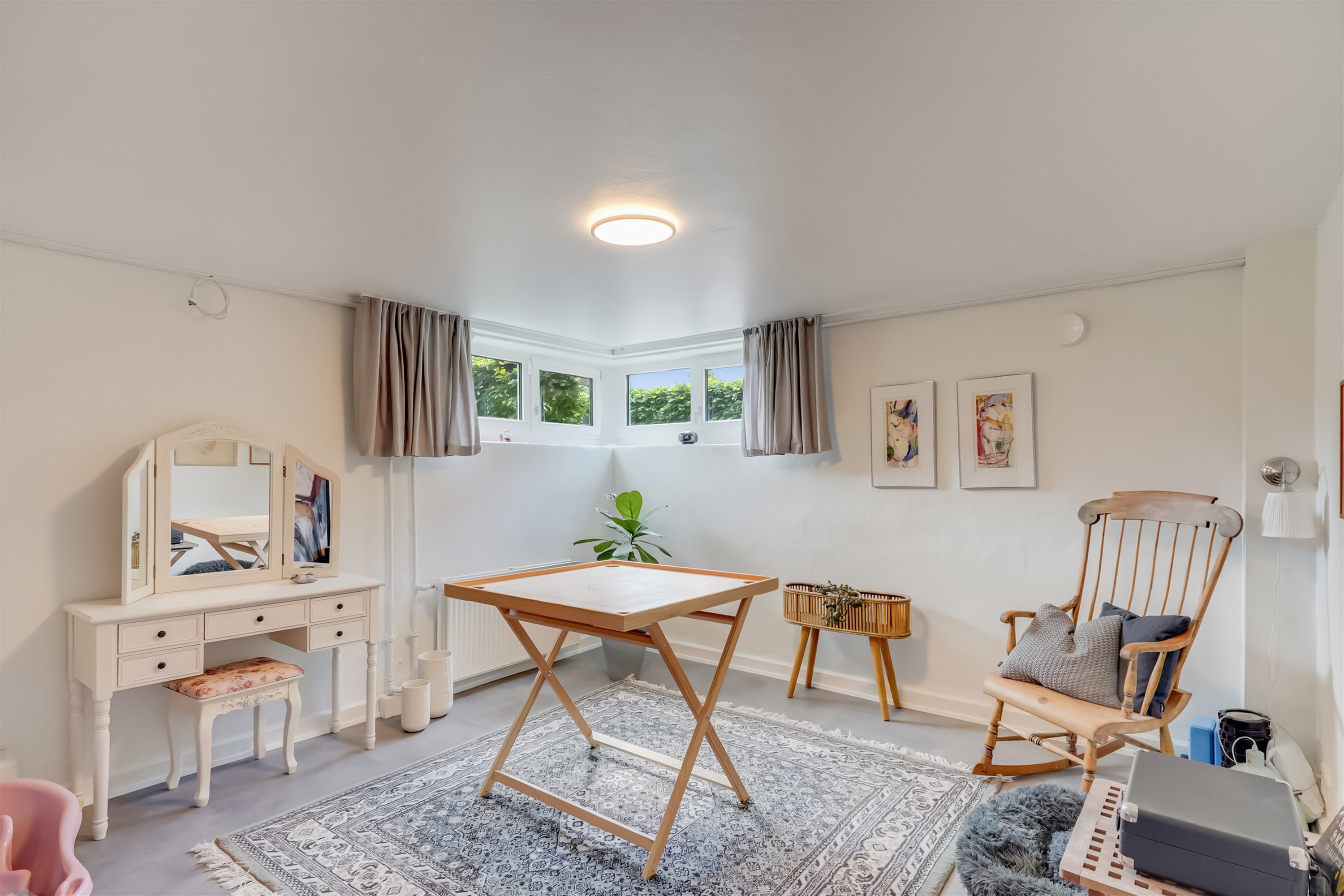 Fremhævet disponibel billede i fuldskærmstilstand. Billede af Østervinge 24 og 24A, 6700 Esbjerg