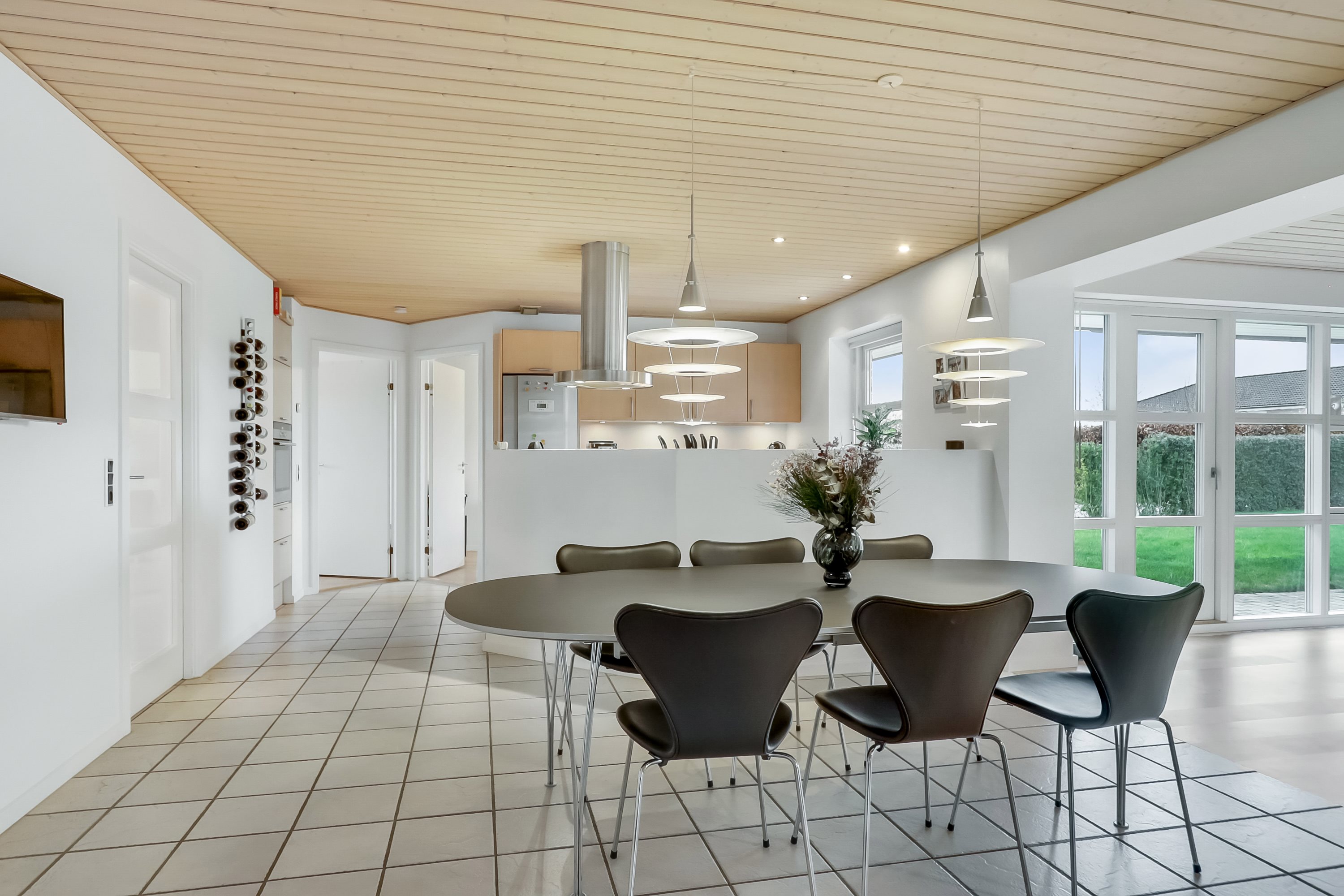 Fremhævet stue billede i fuldskærmstilstand. Billede af Sømarken 151, Ollerup, 5762 Vester Skerninge