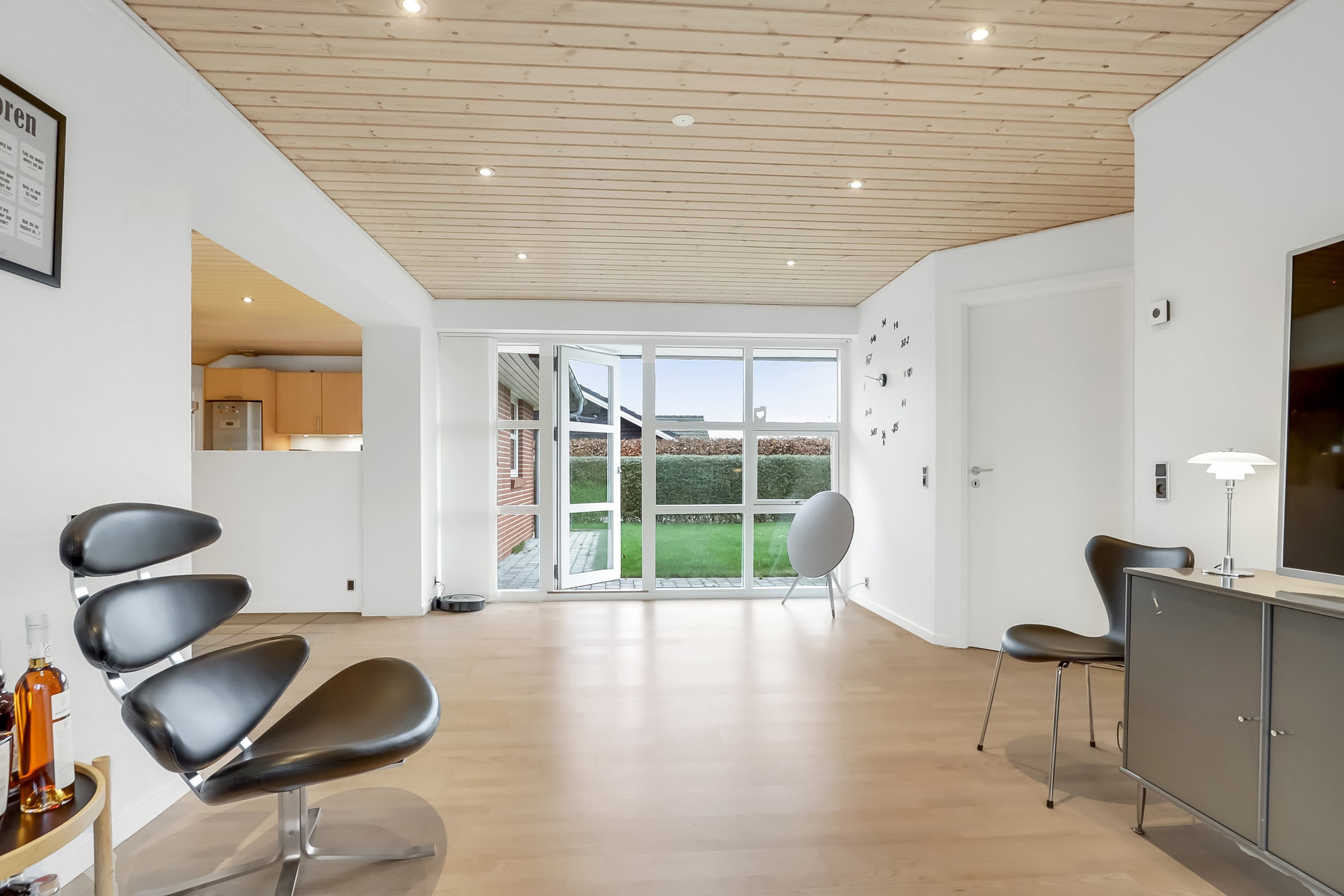 Fremhævet stue billede i fuldskærmstilstand. Billede af Sømarken 151, Ollerup, 5762 Vester Skerninge