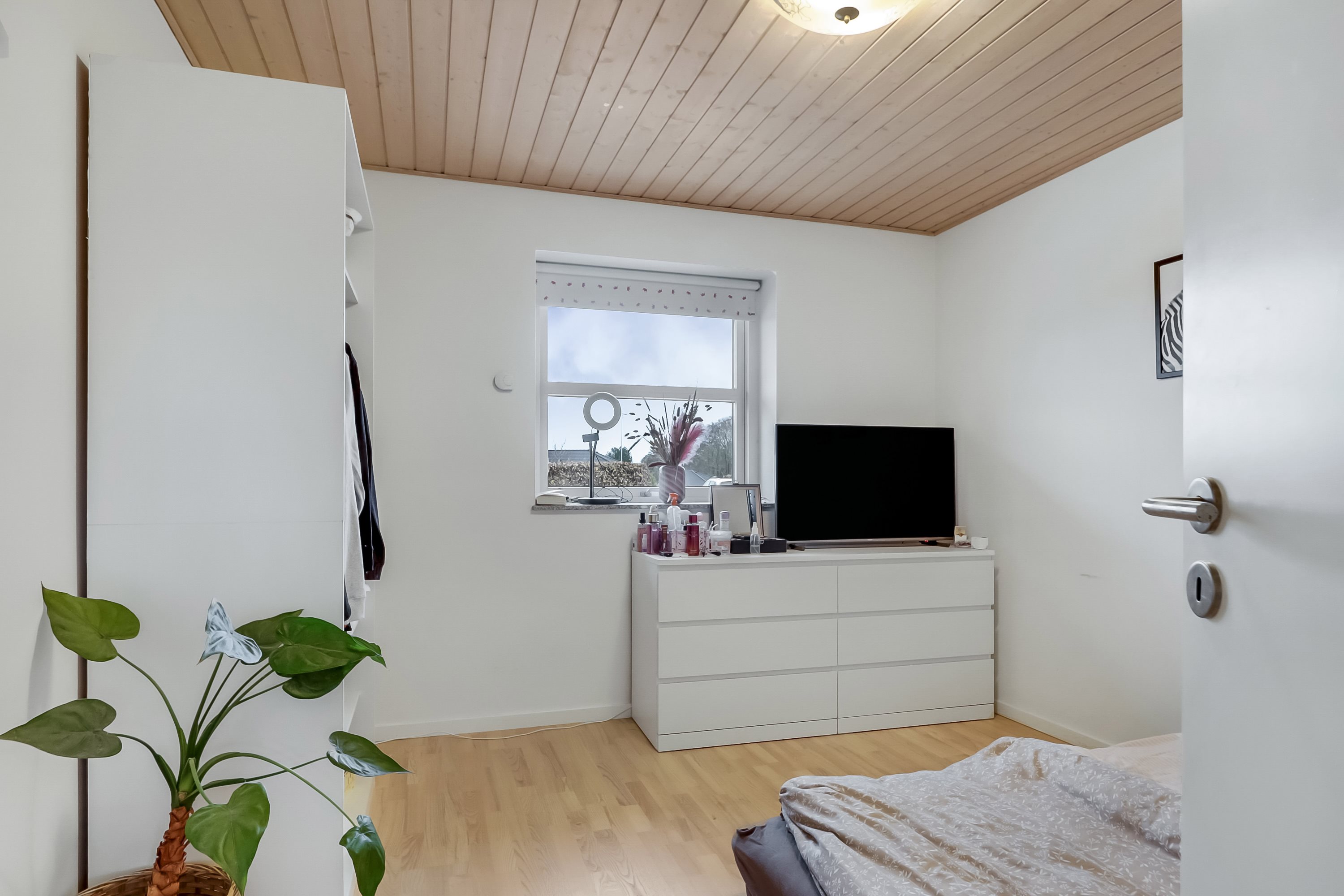 Fremhævet værelse billede i fuldskærmstilstand. Billede af Sømarken 151, Ollerup, 5762 Vester Skerninge