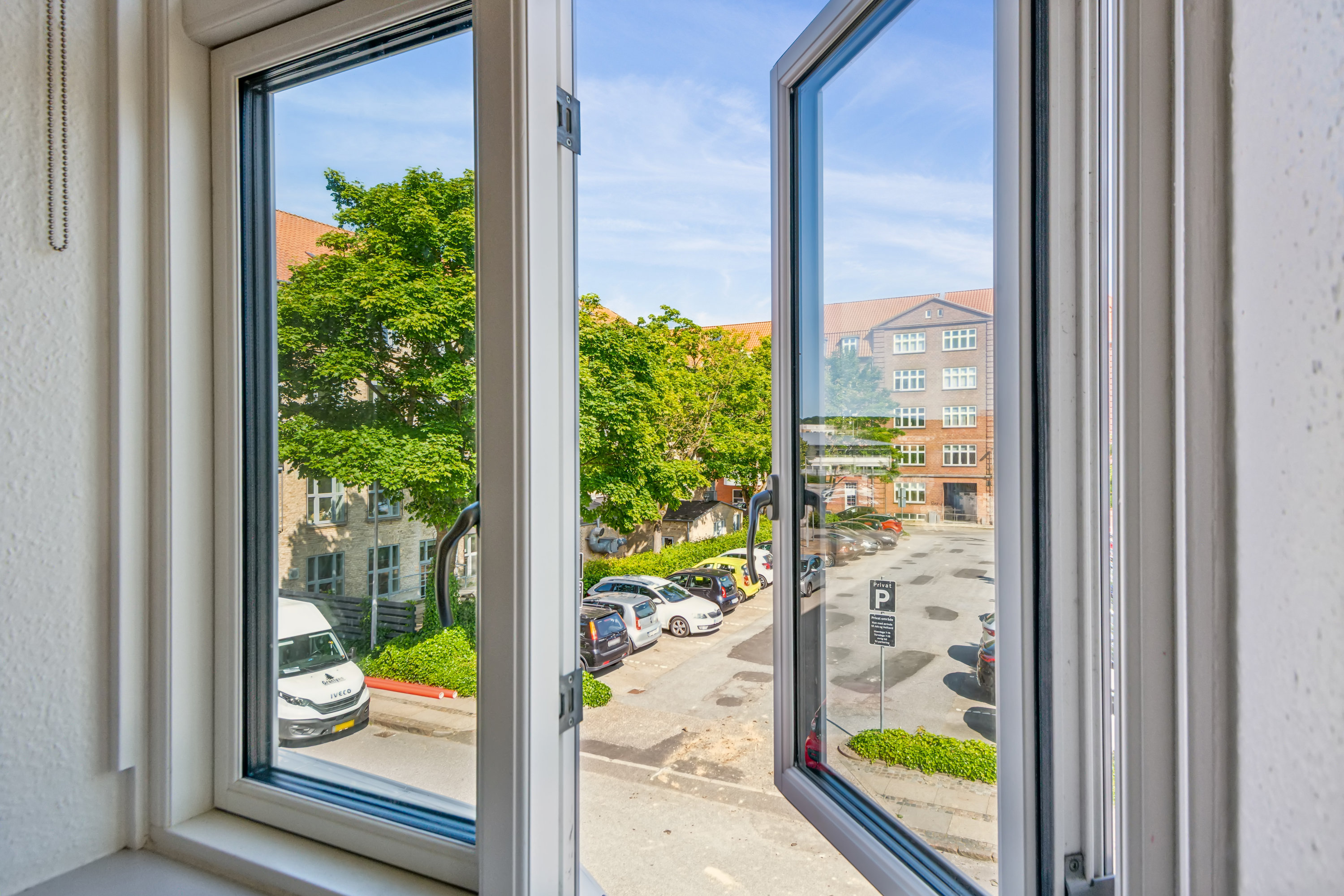 Fremhævet udsigt billede i fuldskærmstilstand. Billede af Kærvang 1, 1. tv., 9000 Aalborg