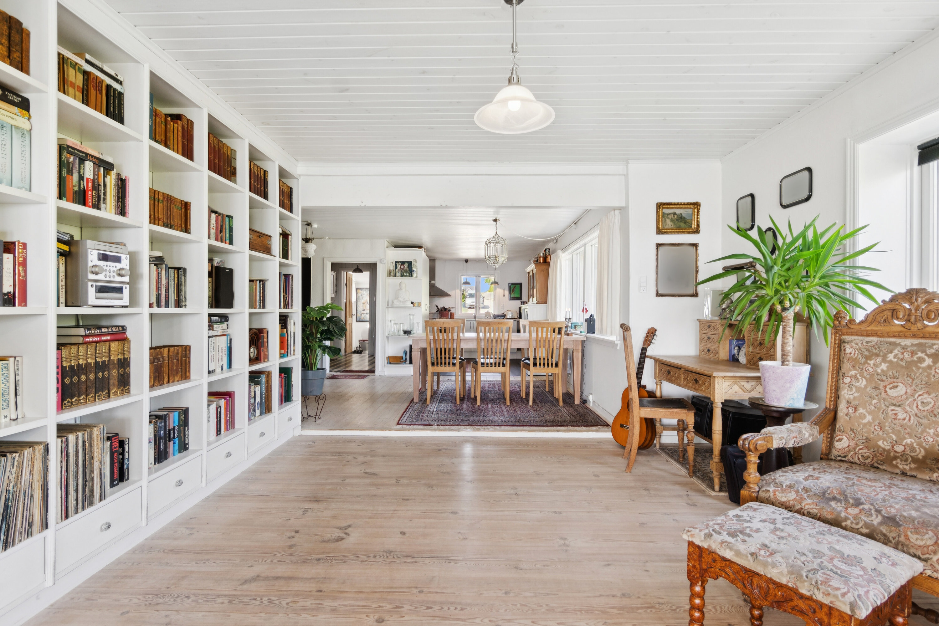 Fremhævet stue billede i fuldskærmstilstand. Billede af Simons Bakke 27, Tilsted, 7700 Thisted