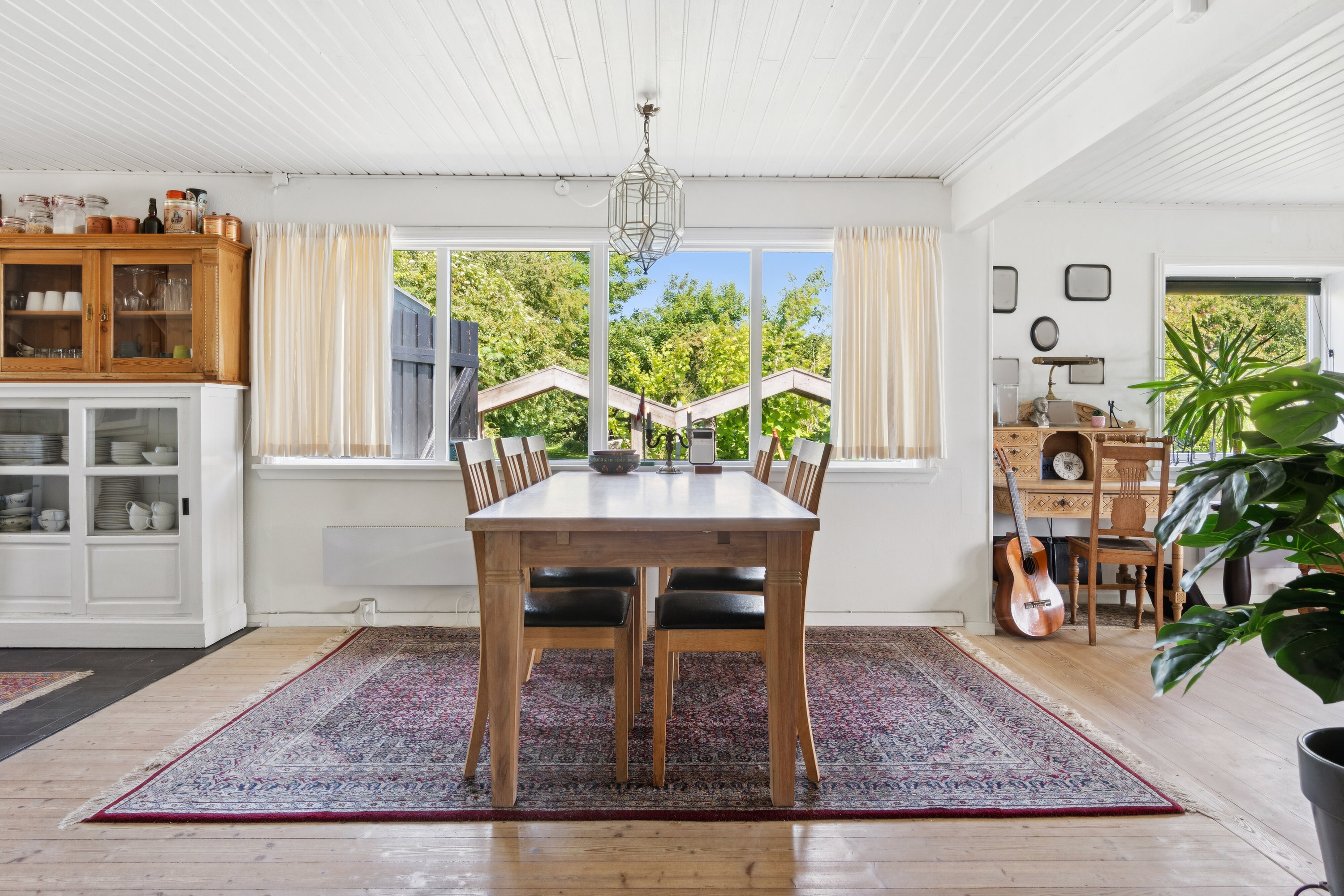 Fremhævet spisestue billede i fuldskærmstilstand. Billede af Simons Bakke 27, Tilsted, 7700 Thisted