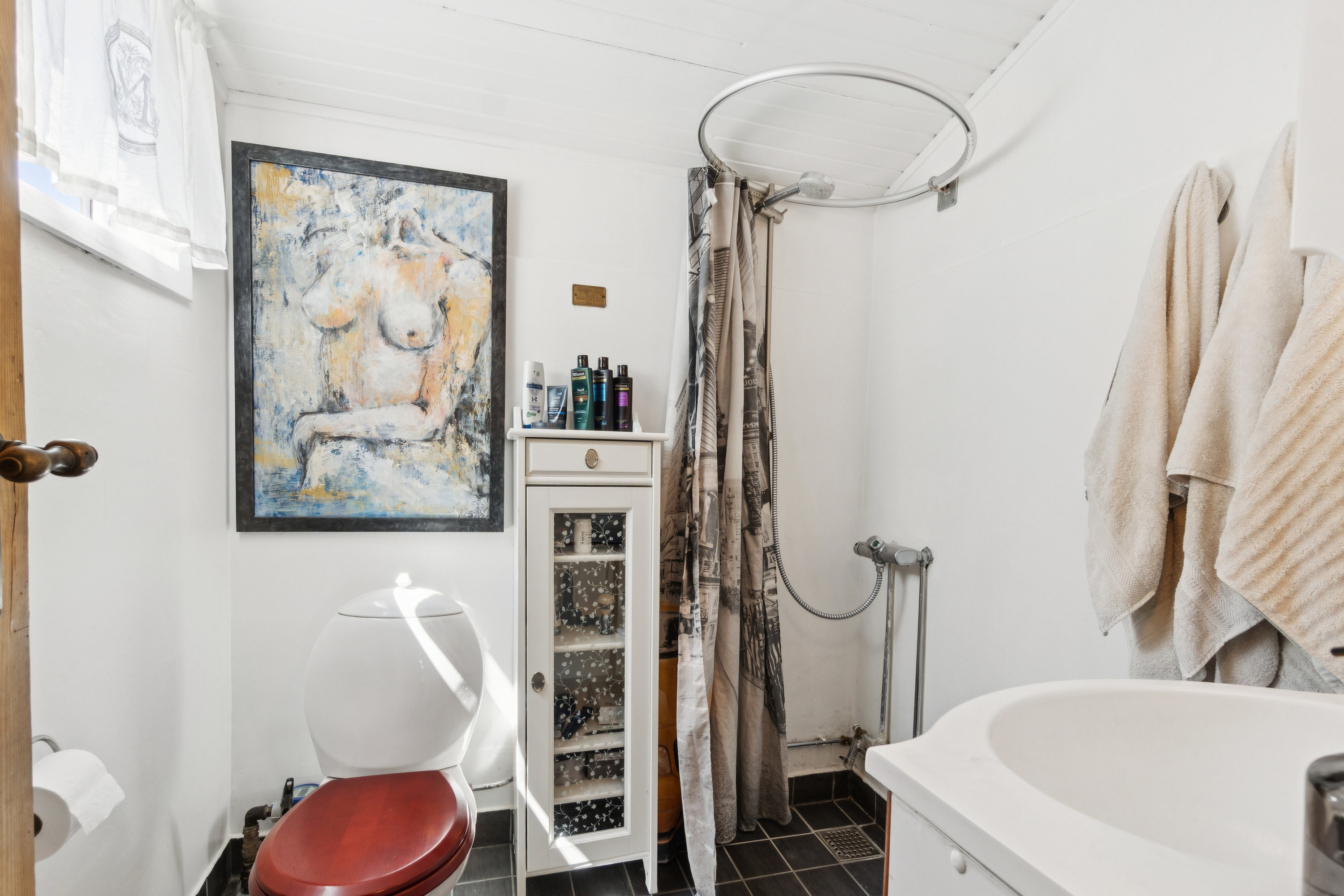 Fremhævet badeværelse billede i fuldskærmstilstand. Billede af Simons Bakke 27, Tilsted, 7700 Thisted