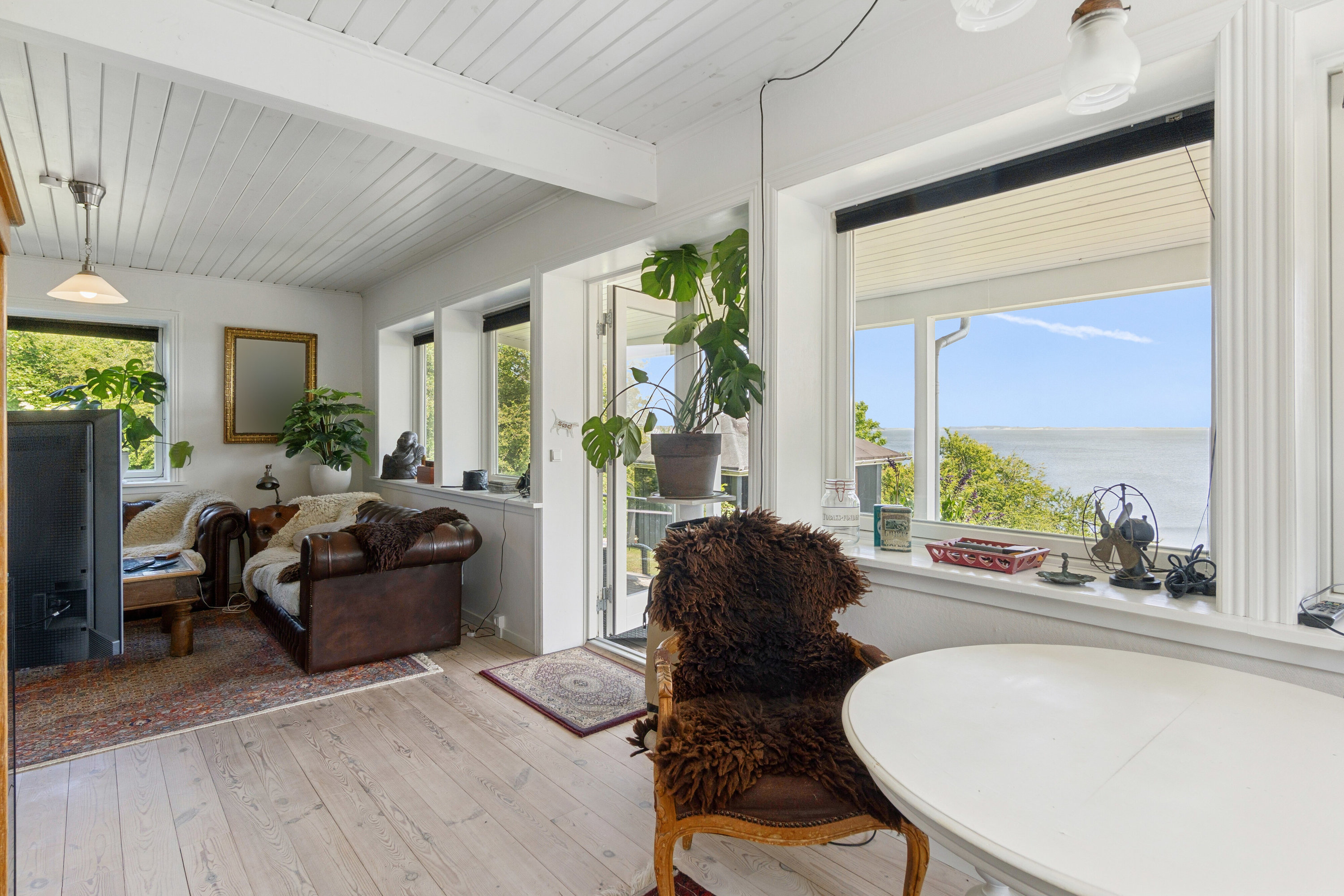 Fremhævet stue billede i fuldskærmstilstand. Billede af Simons Bakke 27, Tilsted, 7700 Thisted