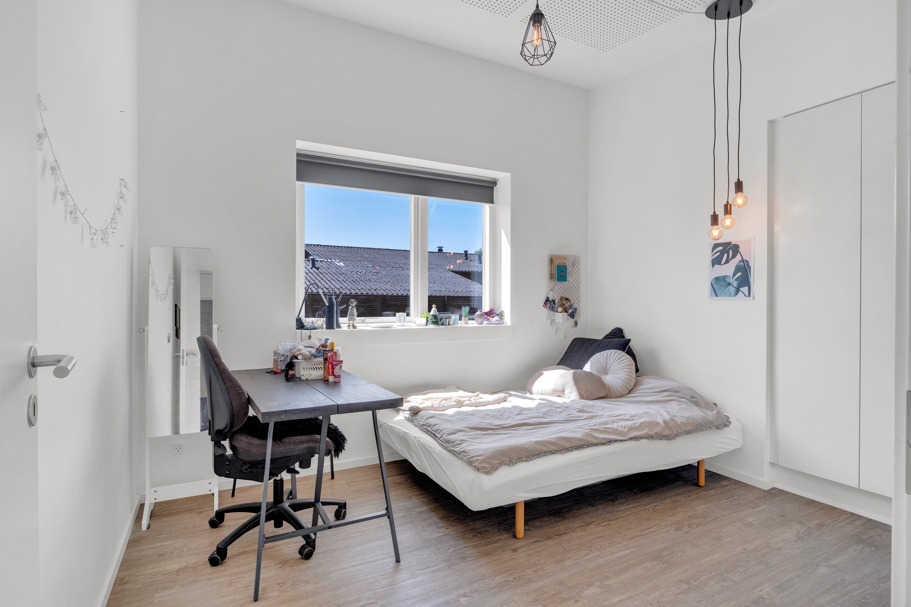 Fremhævet værelse billede i fuldskærmstilstand. Billede af Engvangen 11, 8520 Lystrup