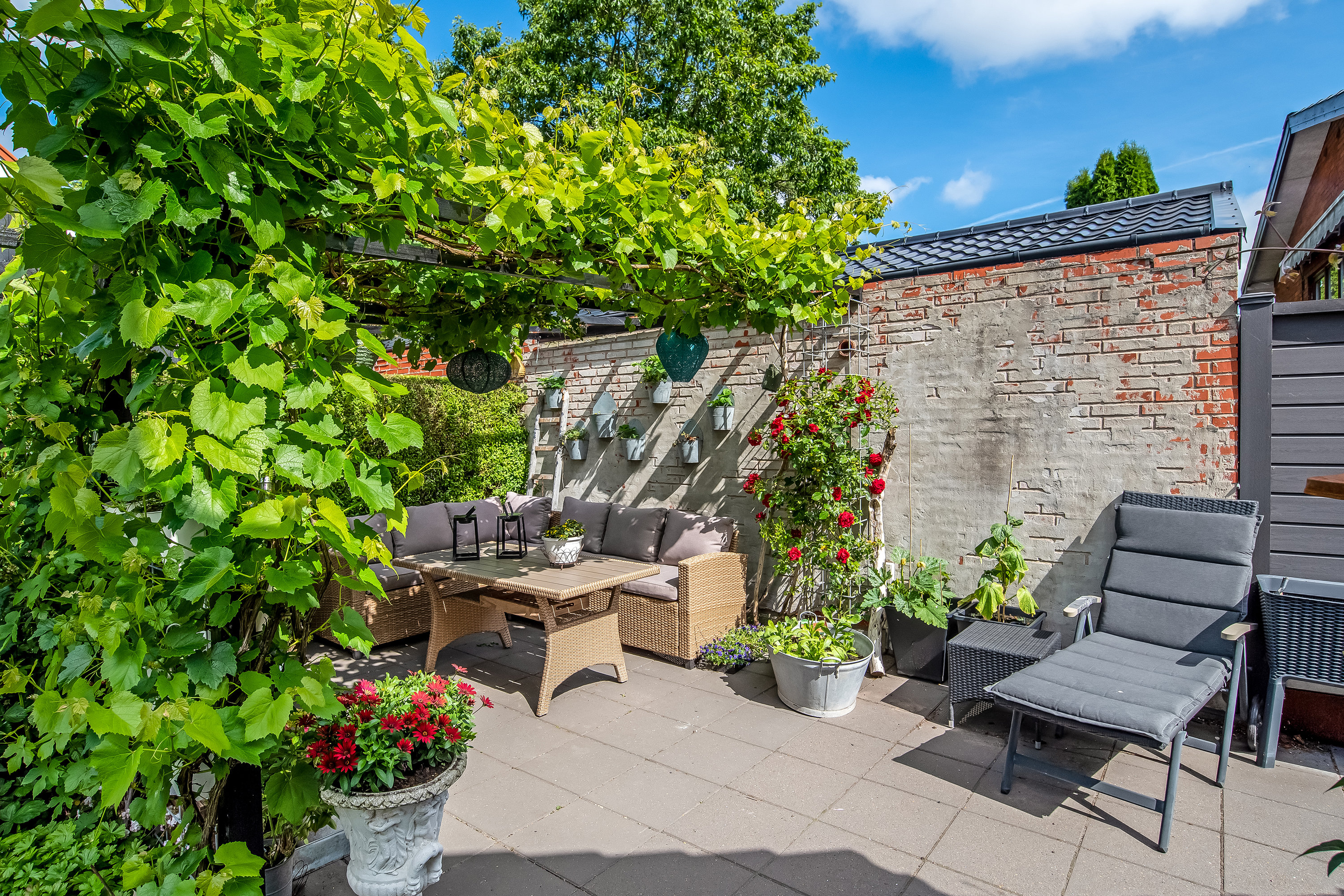 Fremhævet terrasse billede i fuldskærmstilstand. Billede af Skjernvej 112A, 7500 Holstebro