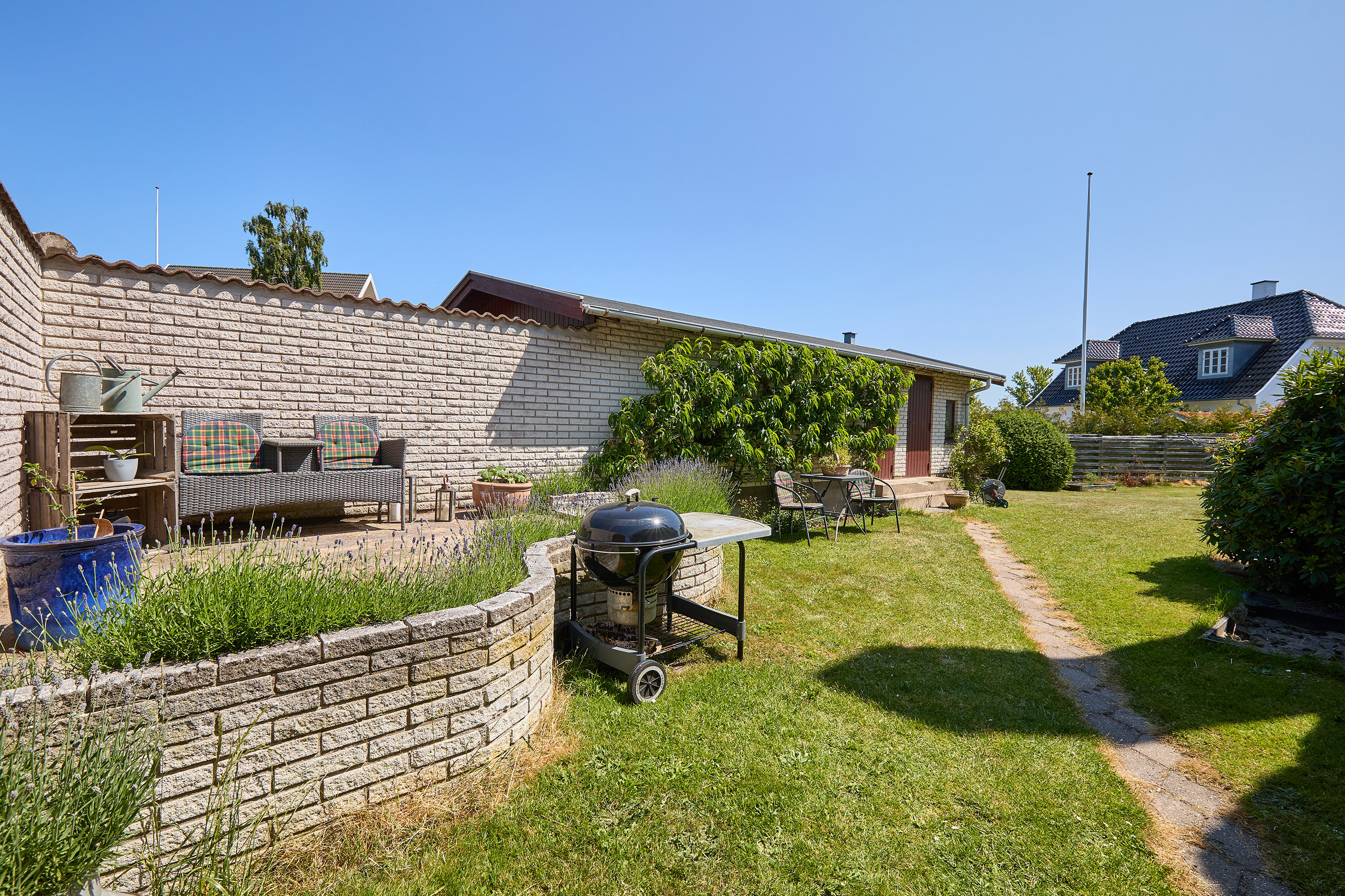 Fremhævet terrasse billede i fuldskærmstilstand. Billede af Solskrænten 2, Lynæs, 3390 Hundested