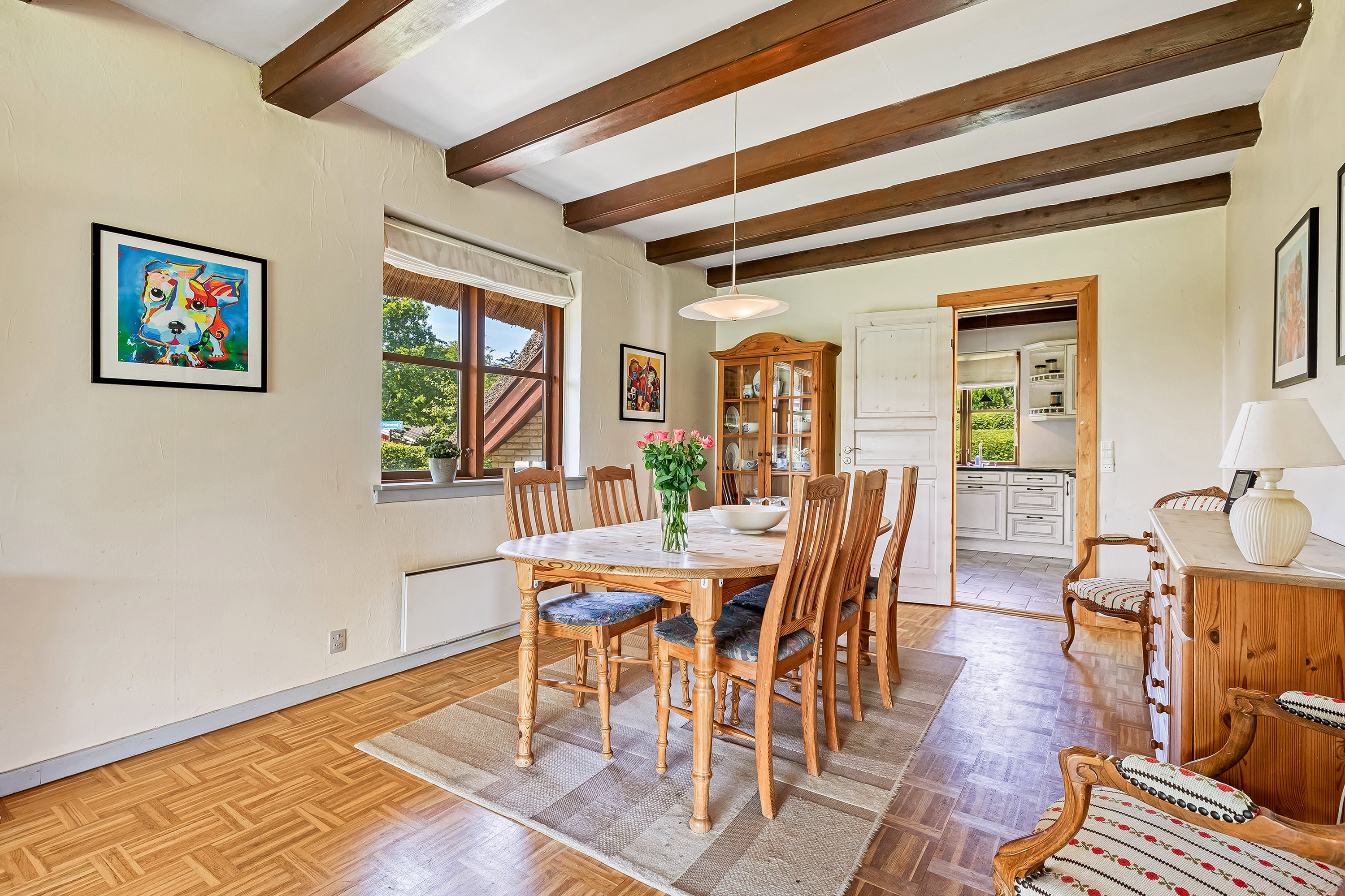 Fremhævet stue billede i fuldskærmstilstand. Billede af Solskrænten 2, Lynæs, 3390 Hundested