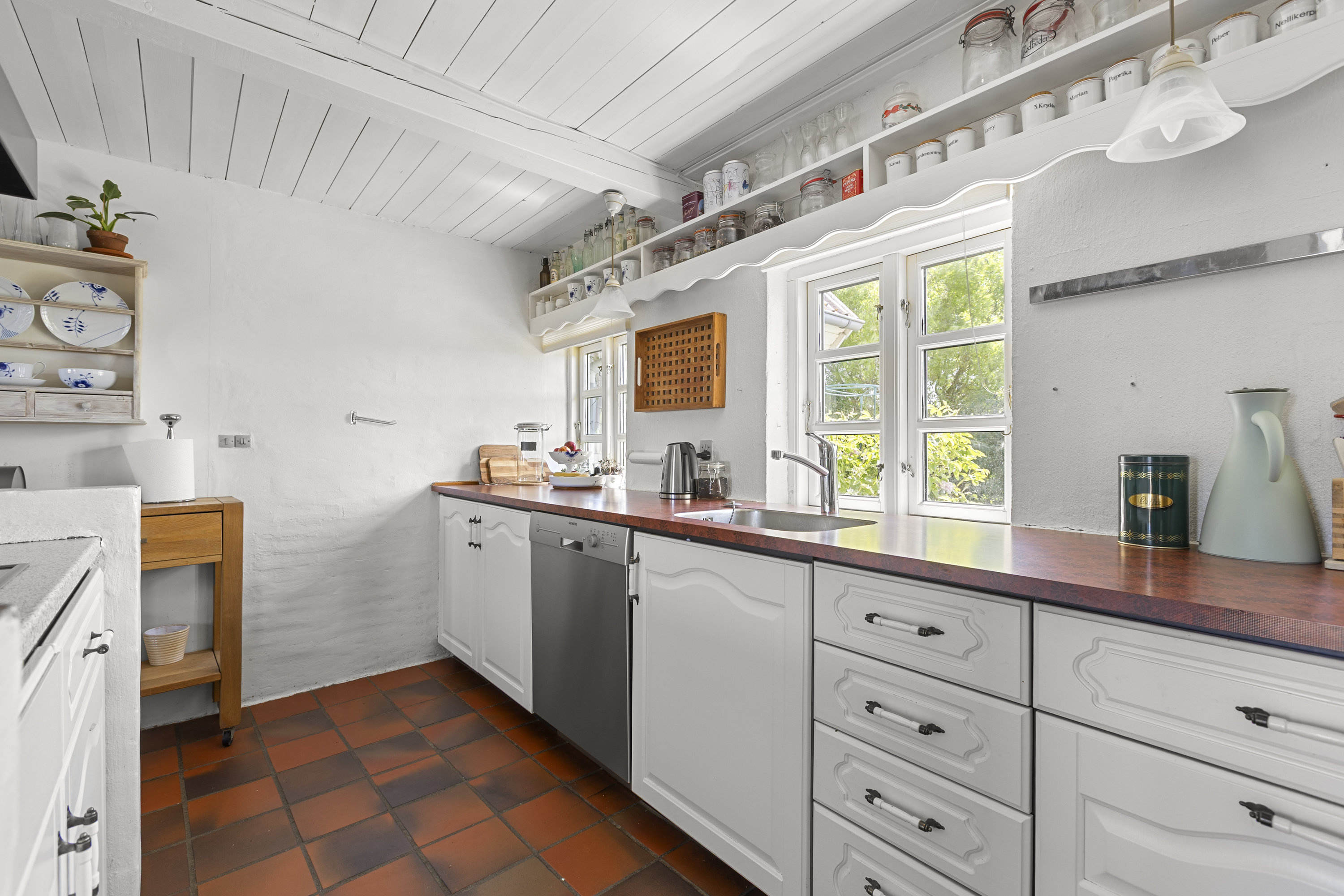 Fremhævet køkken billede i fuldskærmstilstand. Billede af Kallerupvej 158, 4400 Kalundborg