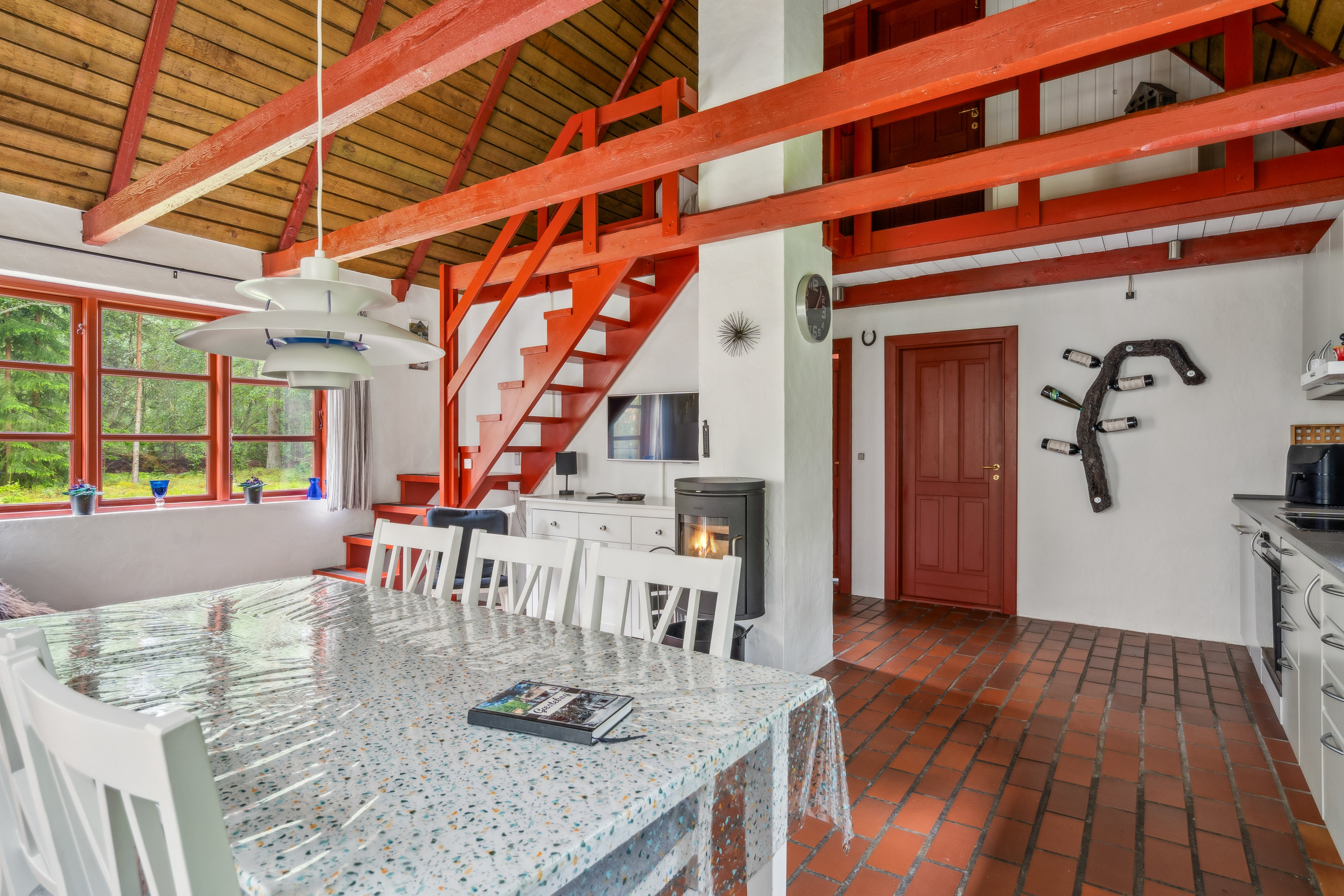 Fremhævet stue billede i fuldskærmstilstand. Billede af Vibestien 11, Byrum, 9940 Læsø