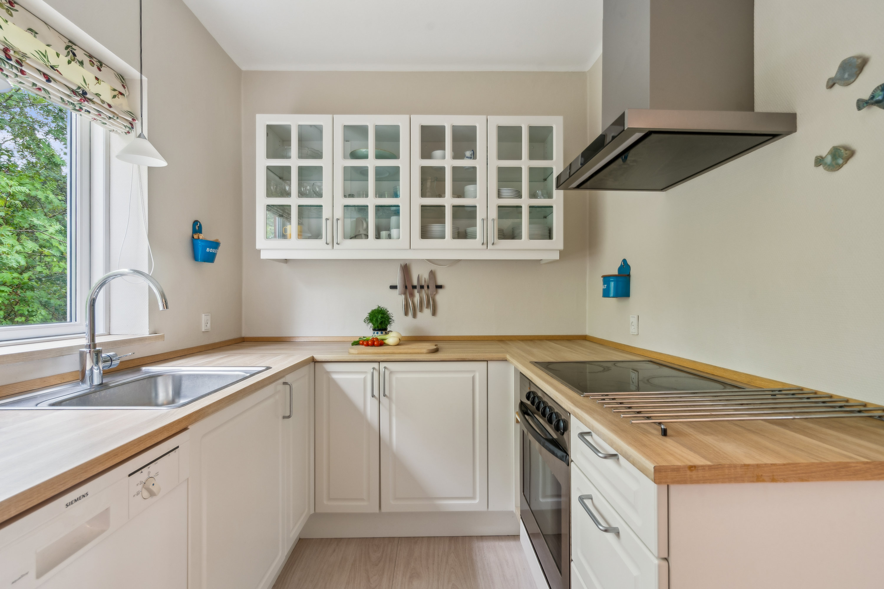 Fremhævet køkken billede i fuldskærmstilstand. Billede af Østerby Havnegade 46, Østerby Havn, 9940 Læsø