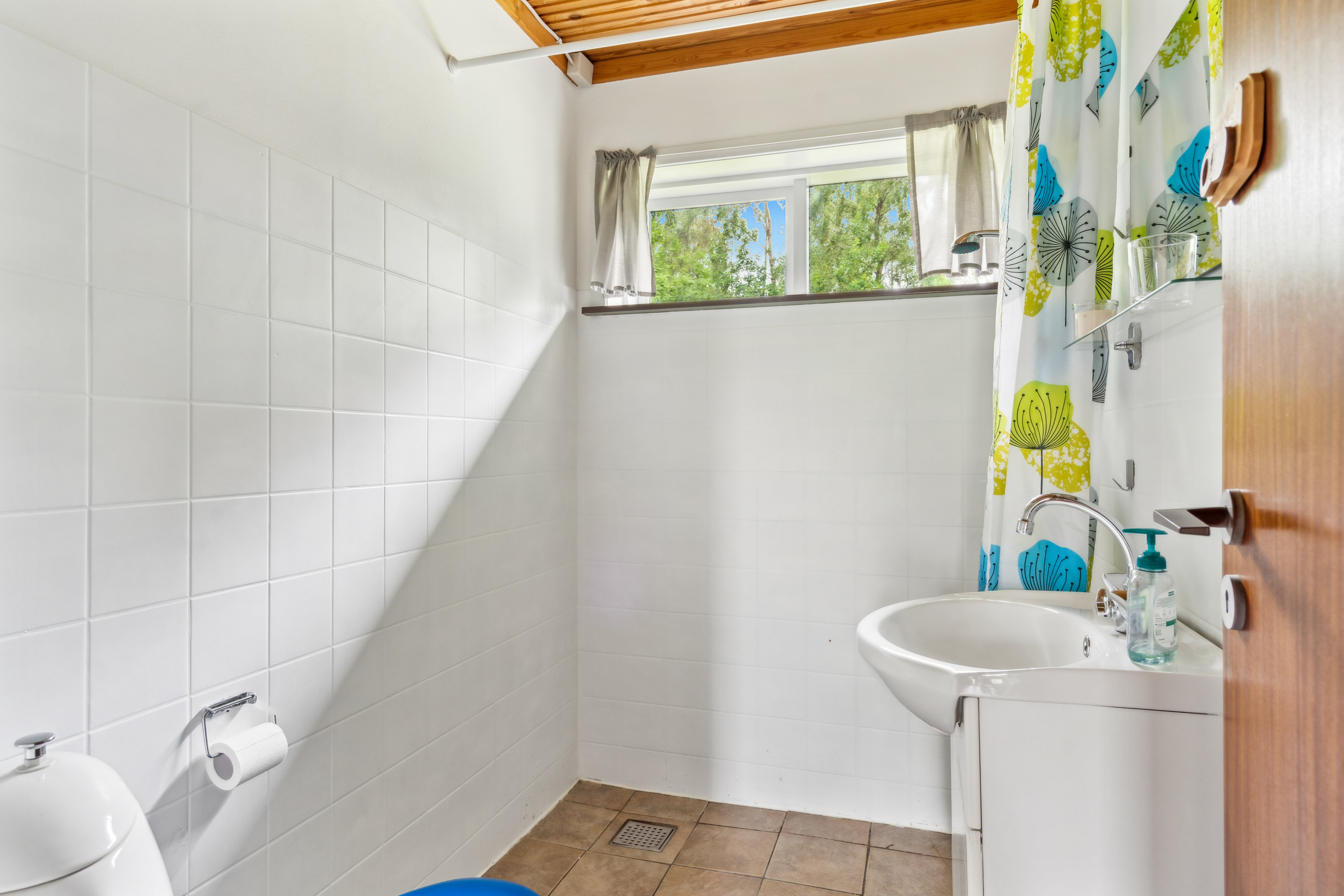 Fremhævet badeværelse billede i fuldskærmstilstand. Billede af Starbækvej 2A, Vesterø, 9940 Læsø