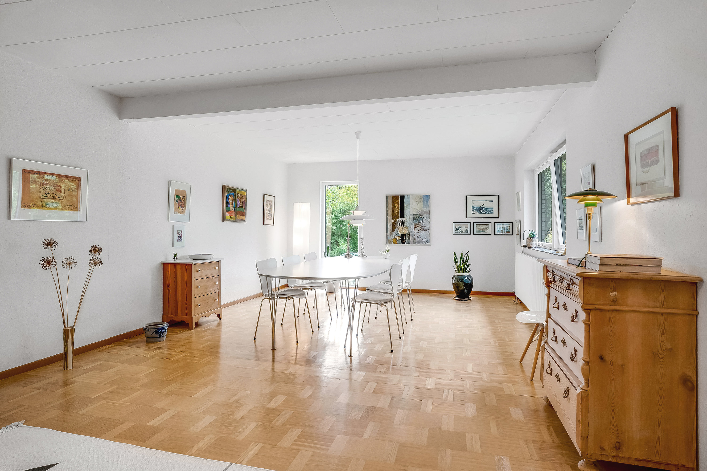 Fremhævet stue billede i fuldskærmstilstand. Billede af Valmuevej 7, 4900 Nakskov