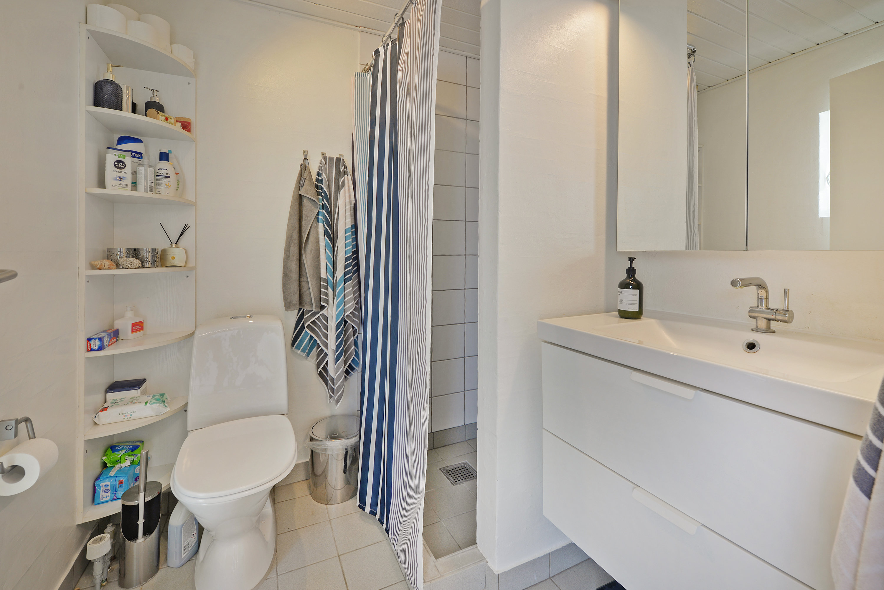 Fremhævet  billede i fuldskærmstilstand. Billede af Slugten 16, Strib, 5500 Middelfart