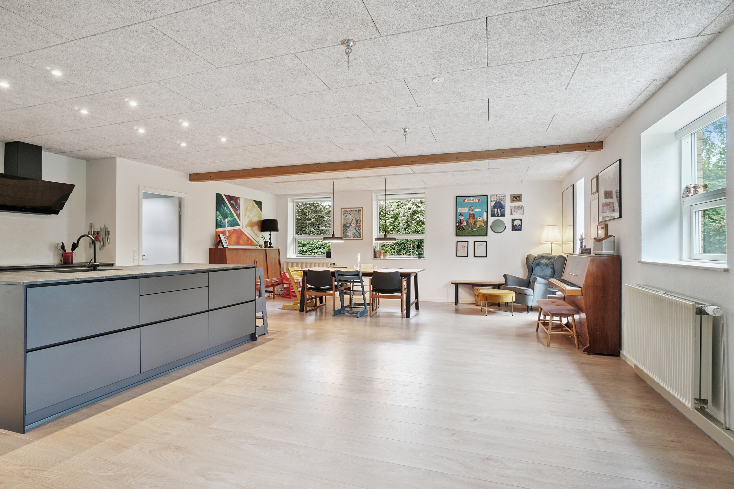 Fremhævet alrum/spisestue billede i fuldskærmstilstand. Billede af Hedebogade 9, 8722 Hedensted