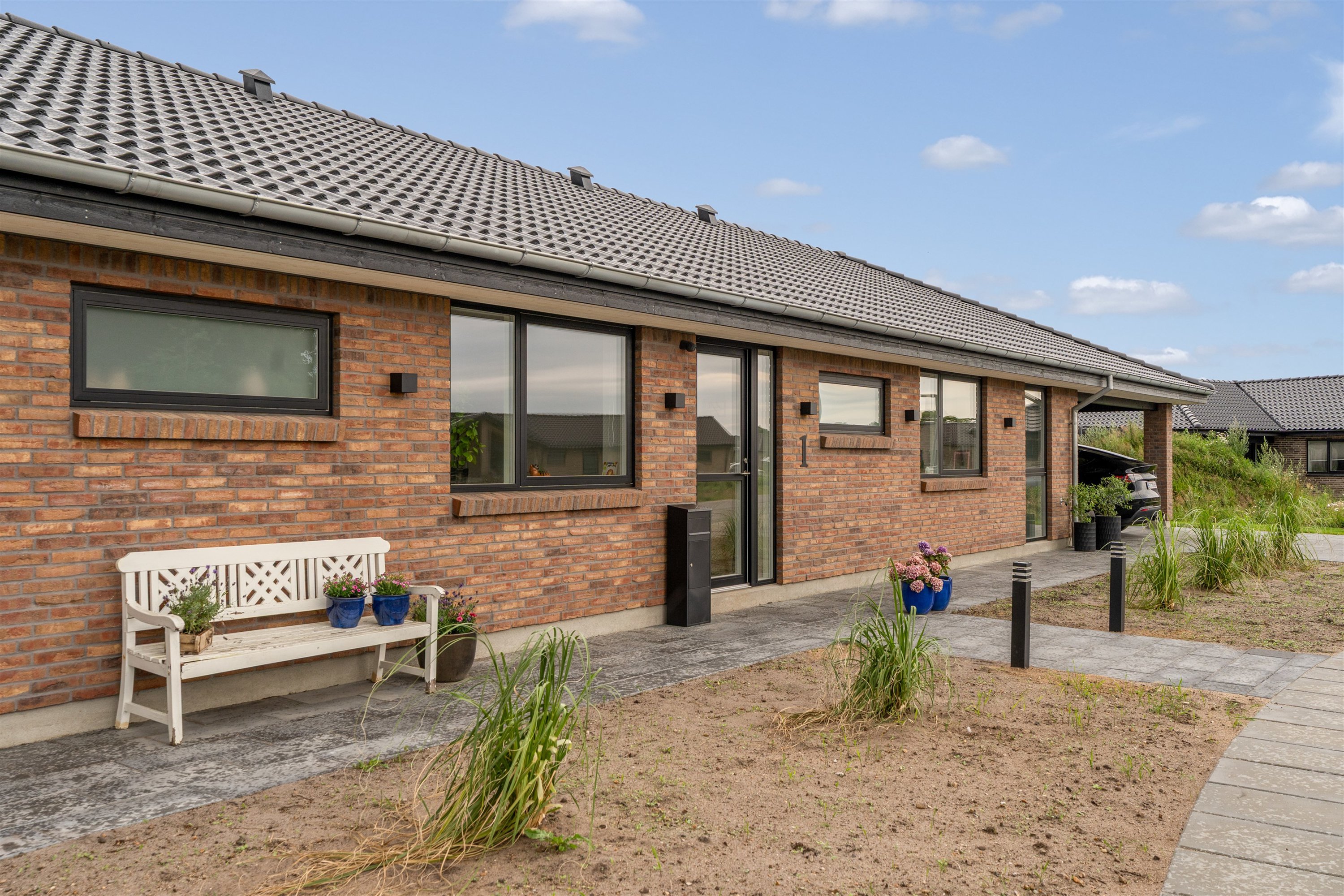 Fremhævet ejendommen billede i fuldskærmstilstand. Billede af Læhegnet 1, 7190 Billund