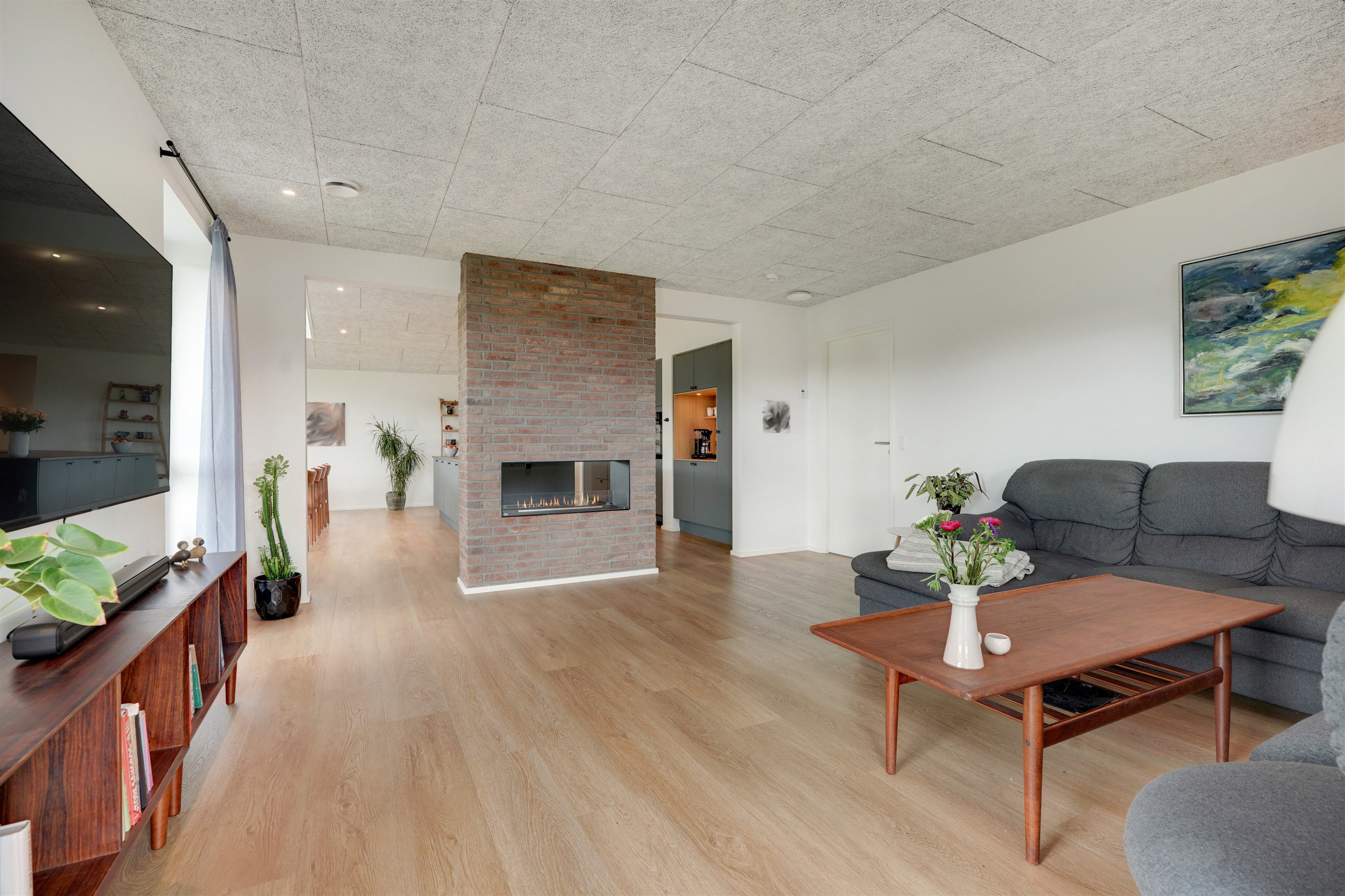 Fremhævet stue billede i fuldskærmstilstand. Billede af Læhegnet 1, 7190 Billund