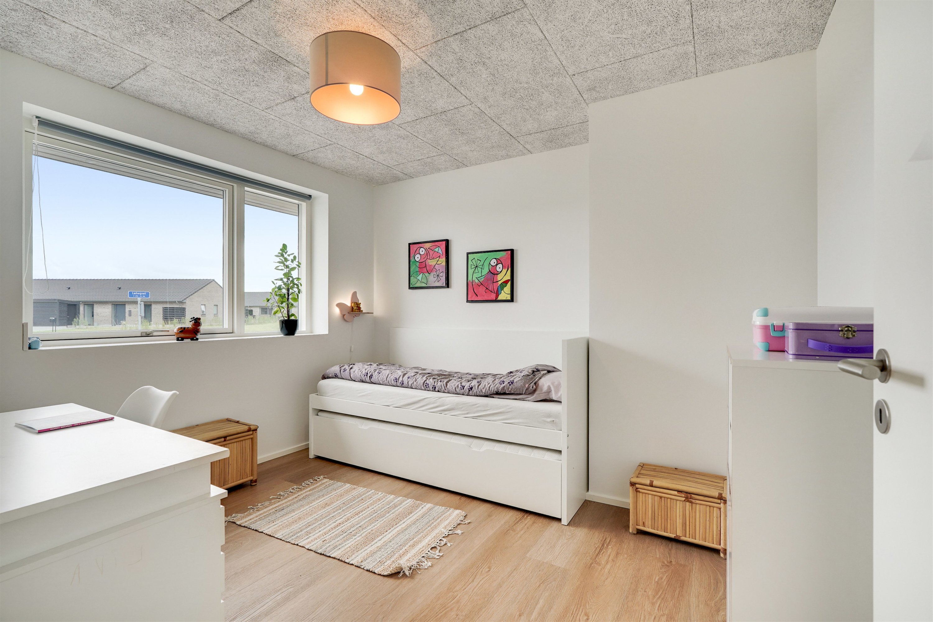 Fremhævet værelse billede i fuldskærmstilstand. Billede af Læhegnet 1, 7190 Billund