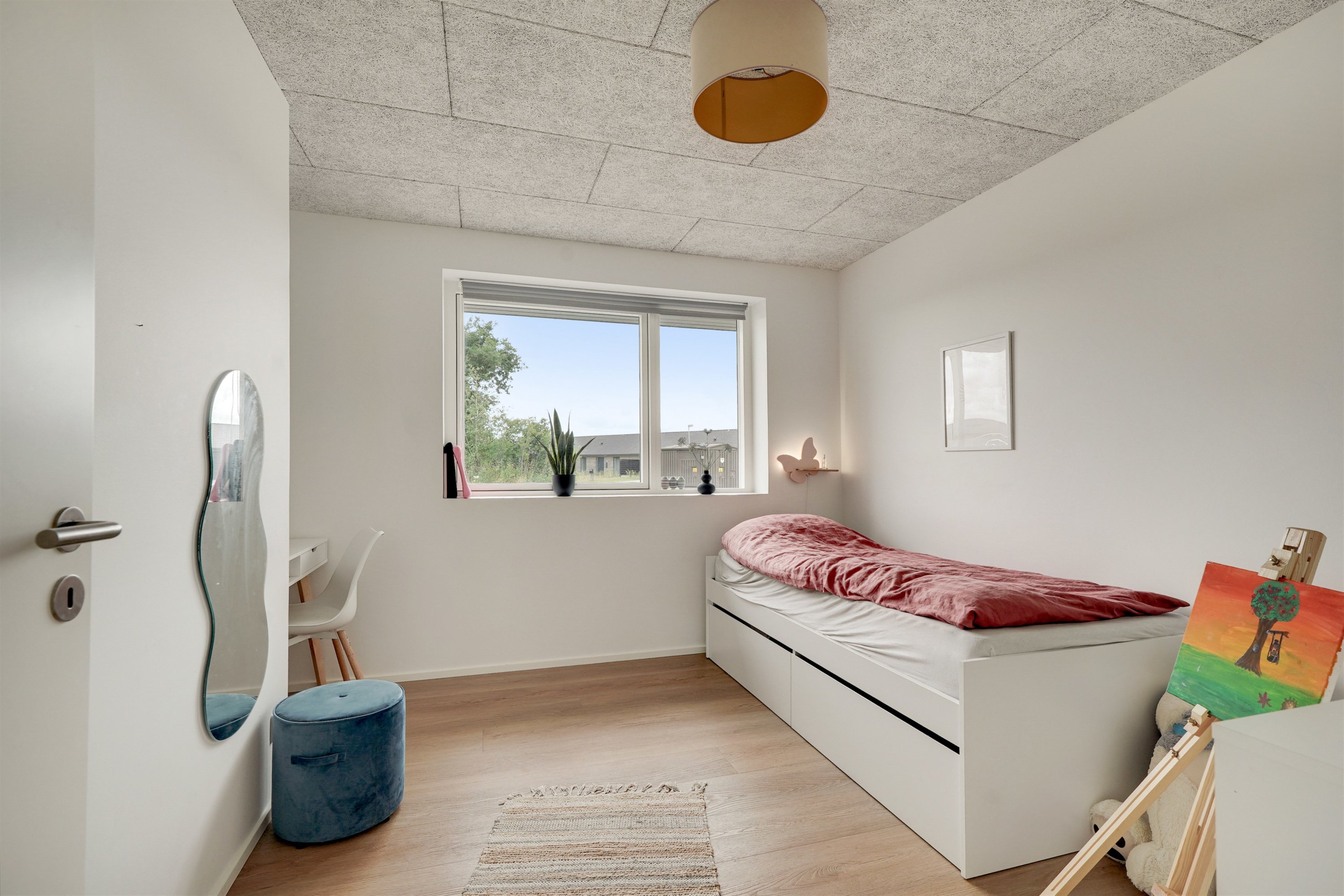 Fremhævet værelse billede i fuldskærmstilstand. Billede af Læhegnet 1, 7190 Billund