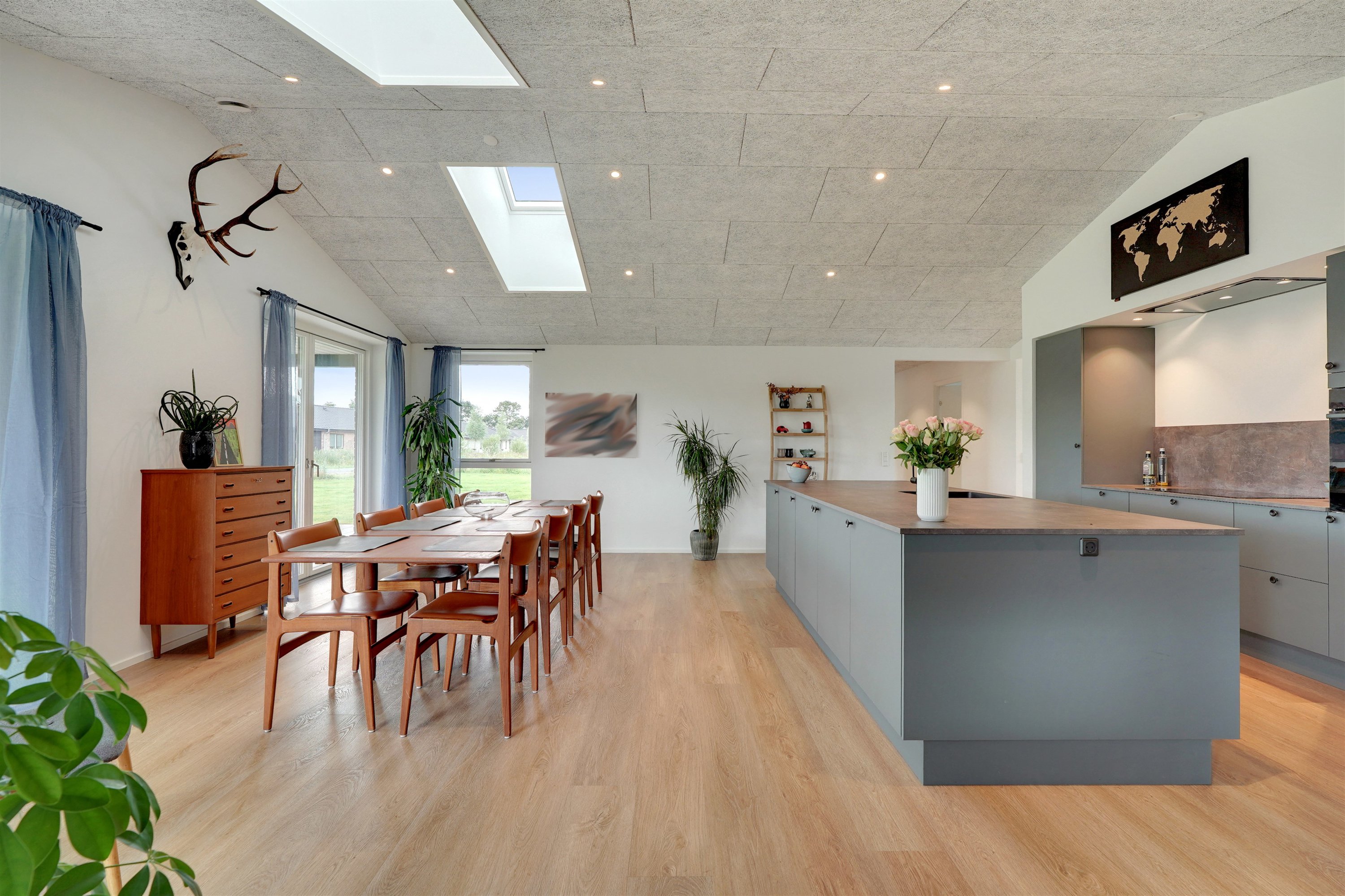 Fremhævet alrum billede i fuldskærmstilstand. Billede af Læhegnet 1, 7190 Billund