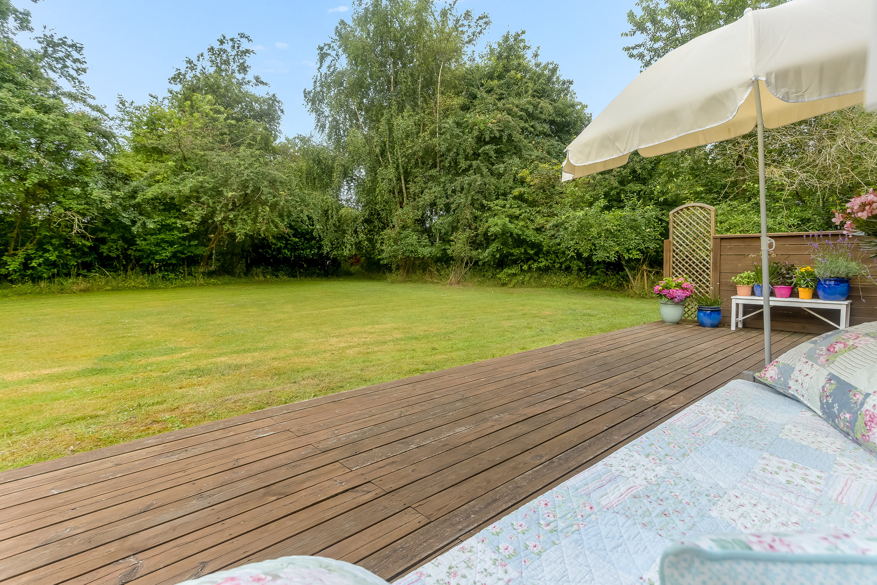 Fremhævet terrasse billede i fuldskærmstilstand. Billede af Skinnerstræde 8, Hummingen, 4983 Dannemare