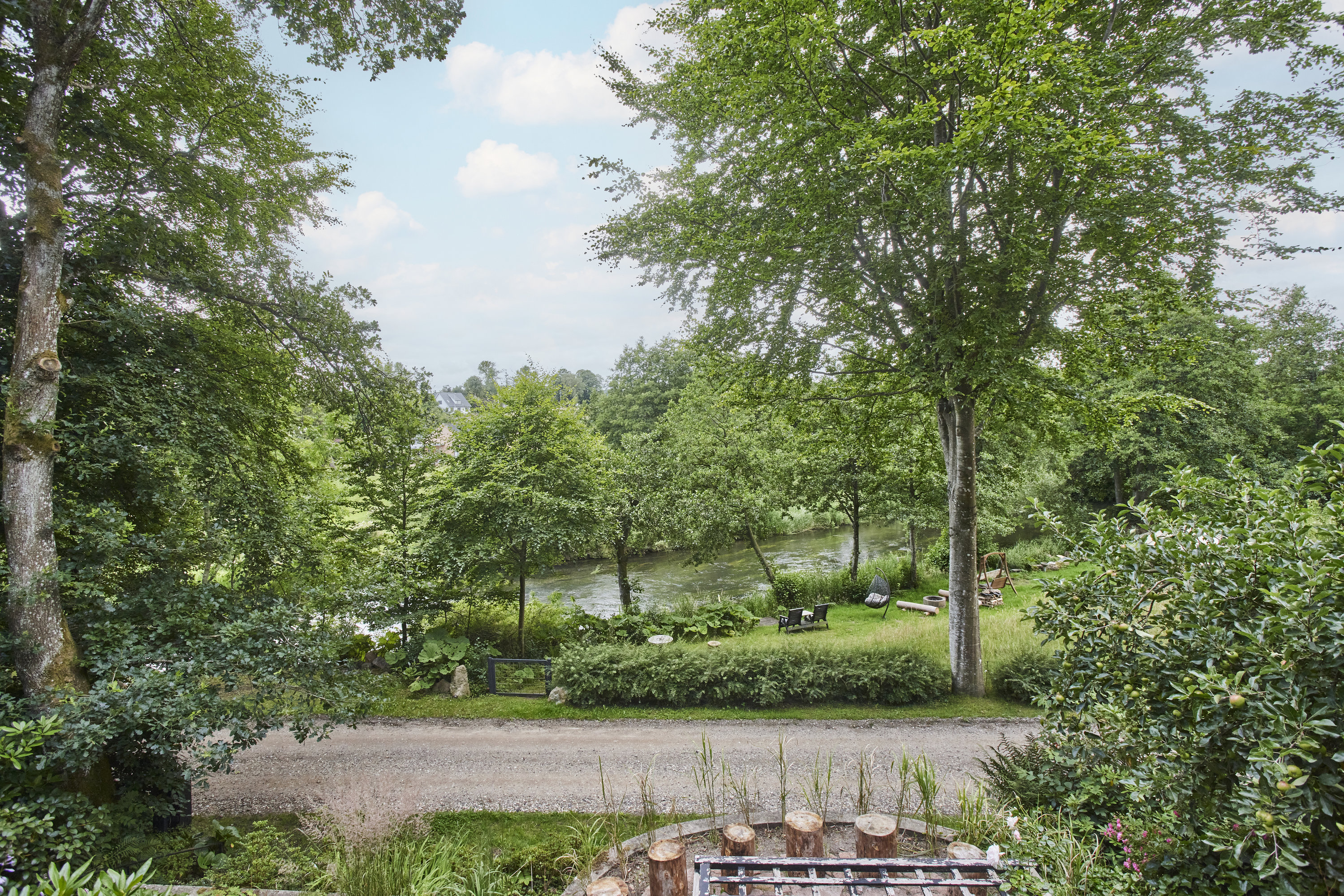 Fremhævet udsigt billede i fuldskærmstilstand. Billede af Højlundvej 4, Voervadsbro, 8660 Skanderborg